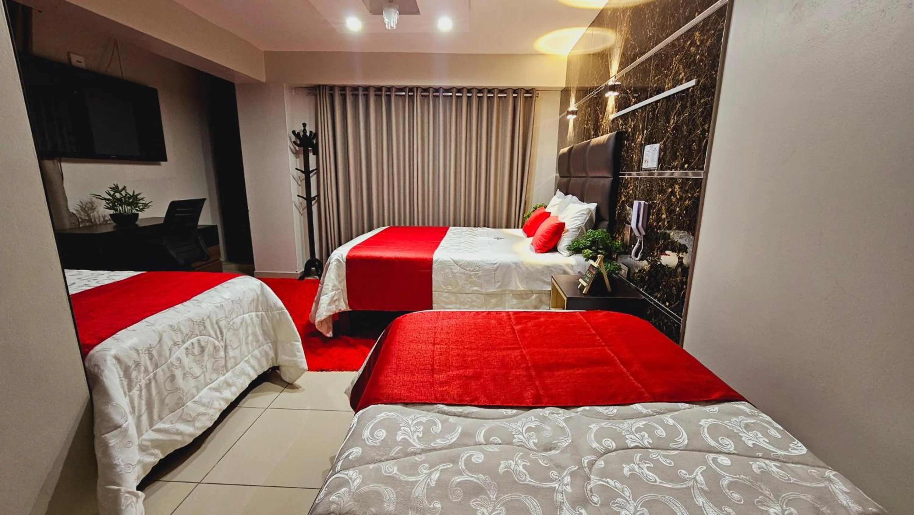 Bedroom, Bed in Hotel del Valle