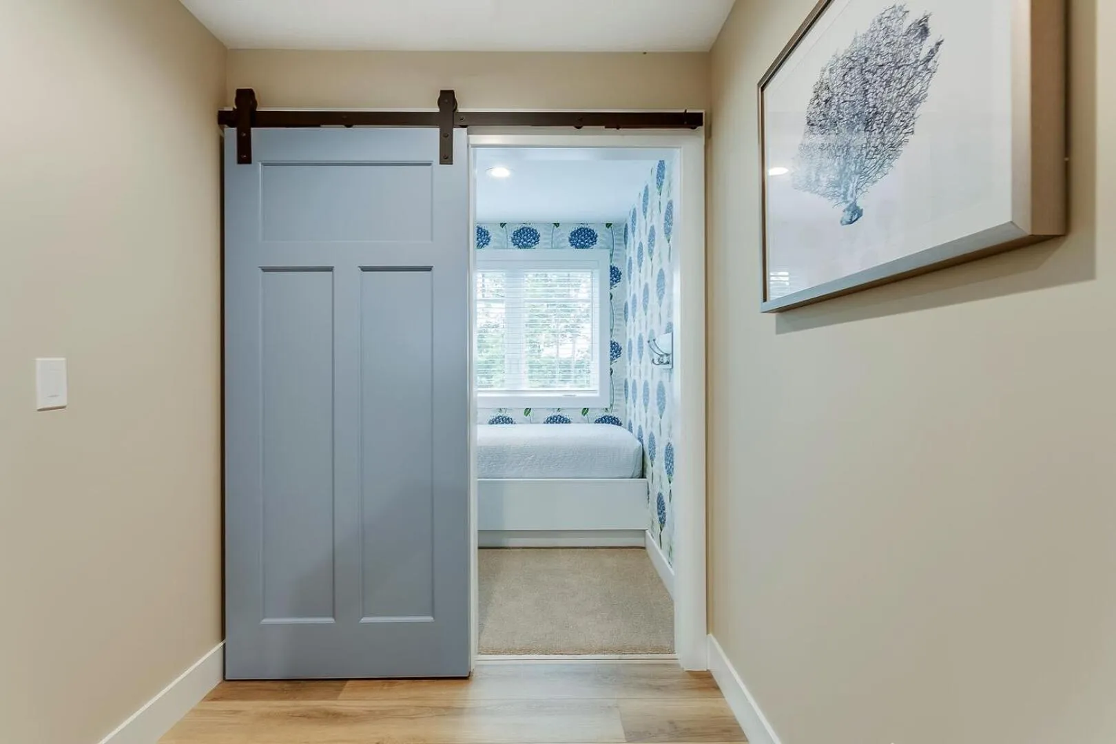 Bed in Lakemore Resort