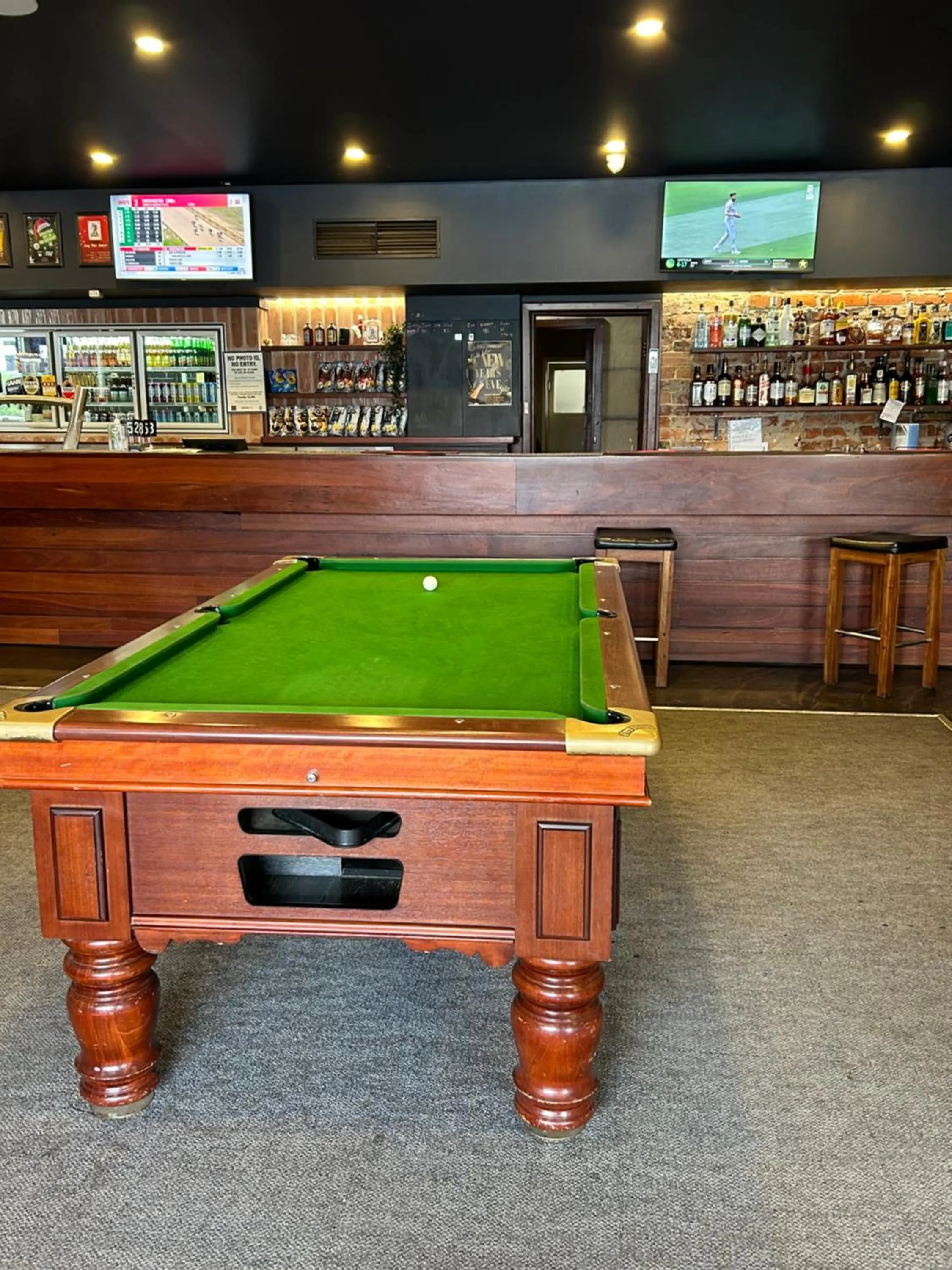 Lounge or bar in Manjimup Hotel