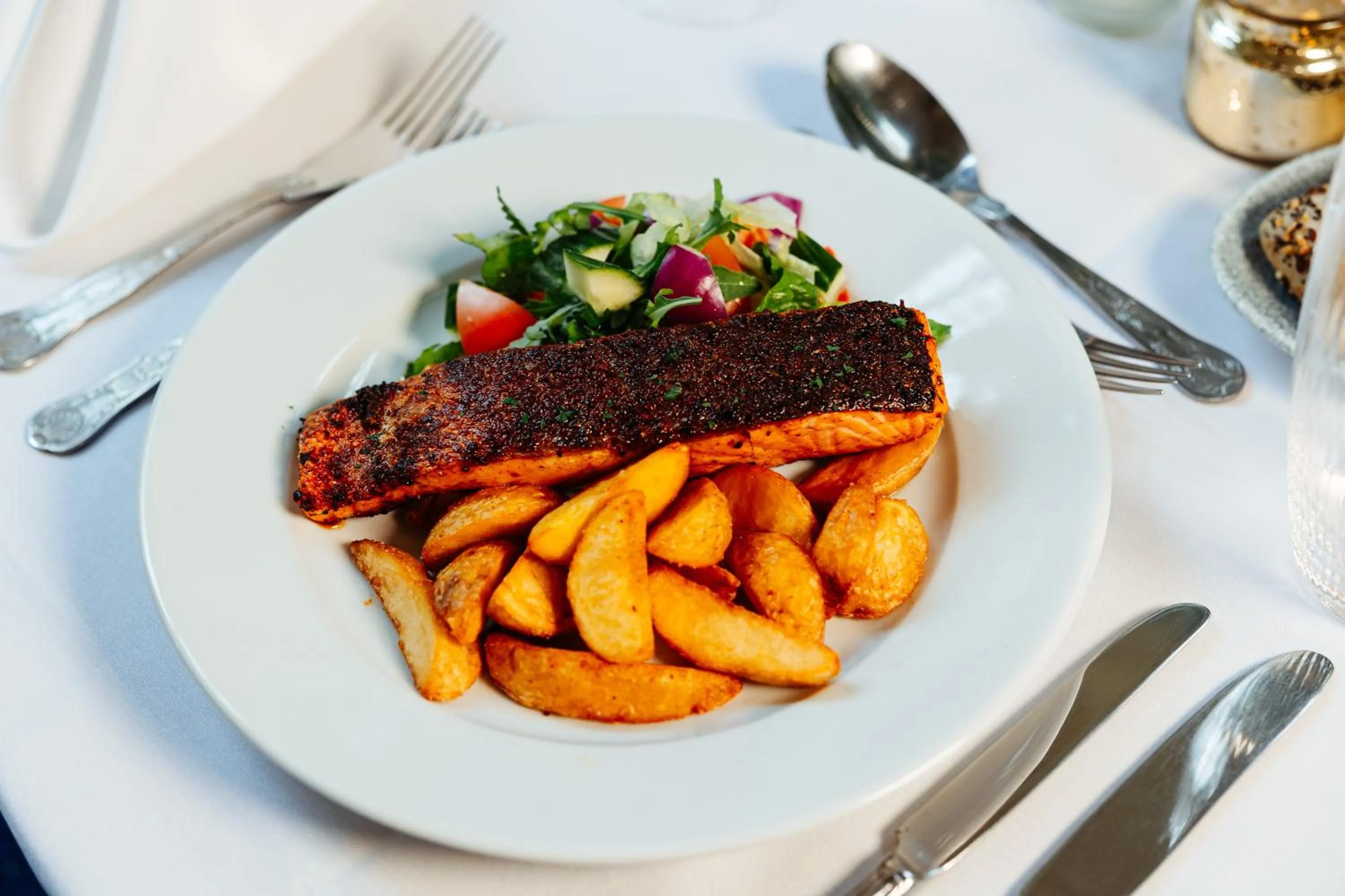 Food in Woodland Manor Hotel