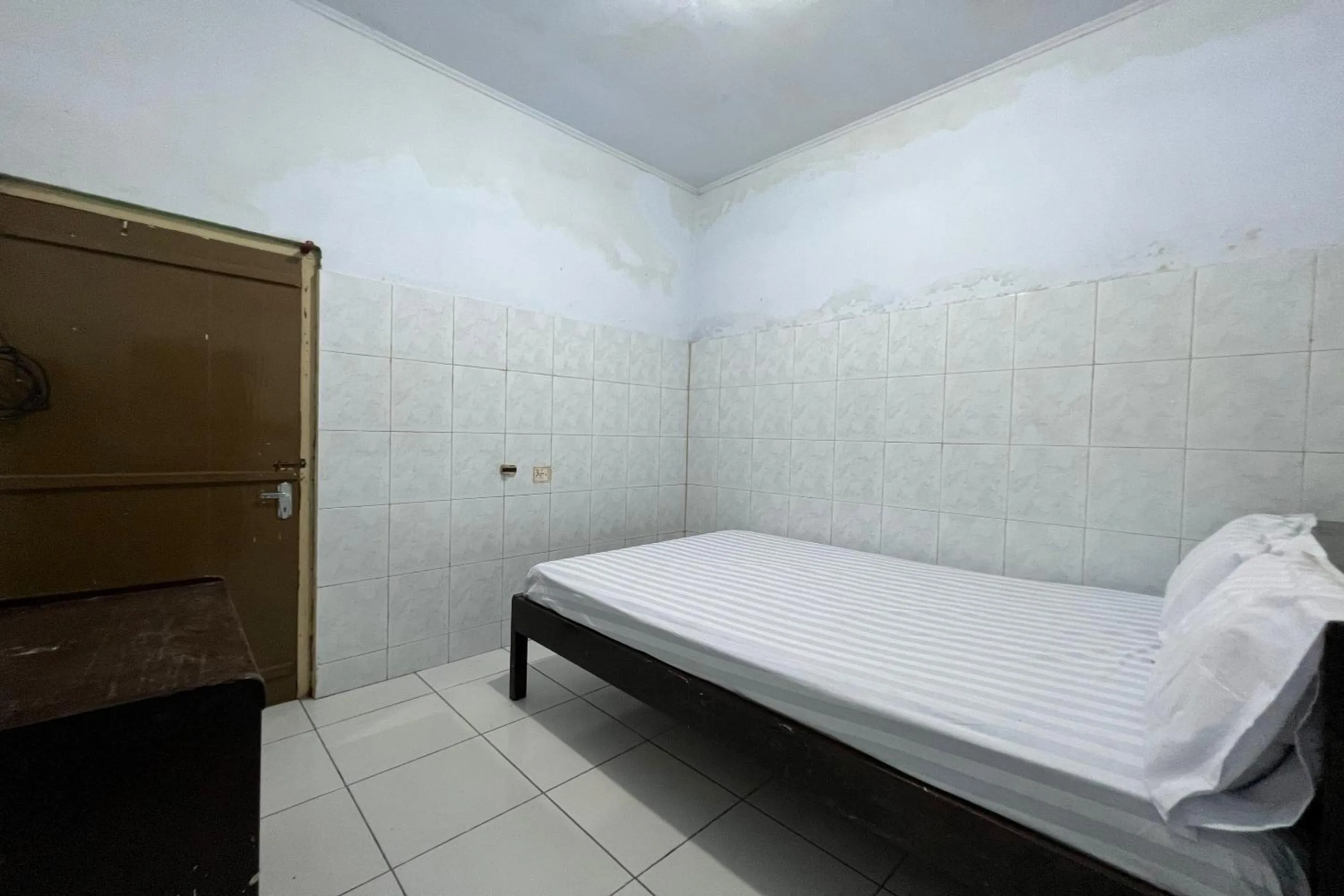 Bedroom, Bed in Hotel O Pondok Surya Near Fakultas Teknik Unhas Gowa