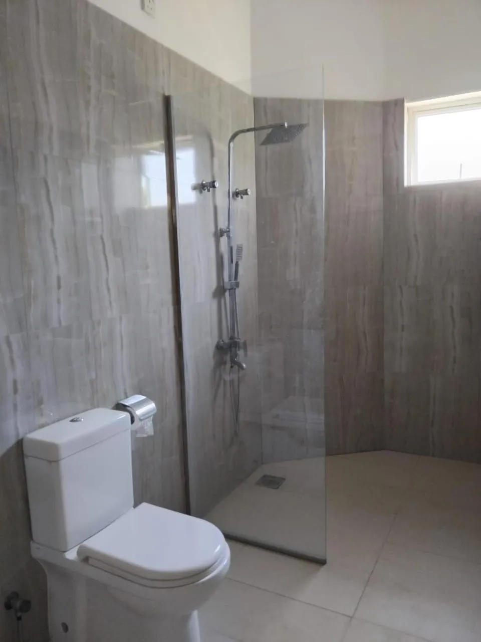 Esha Beach Resort Rooms