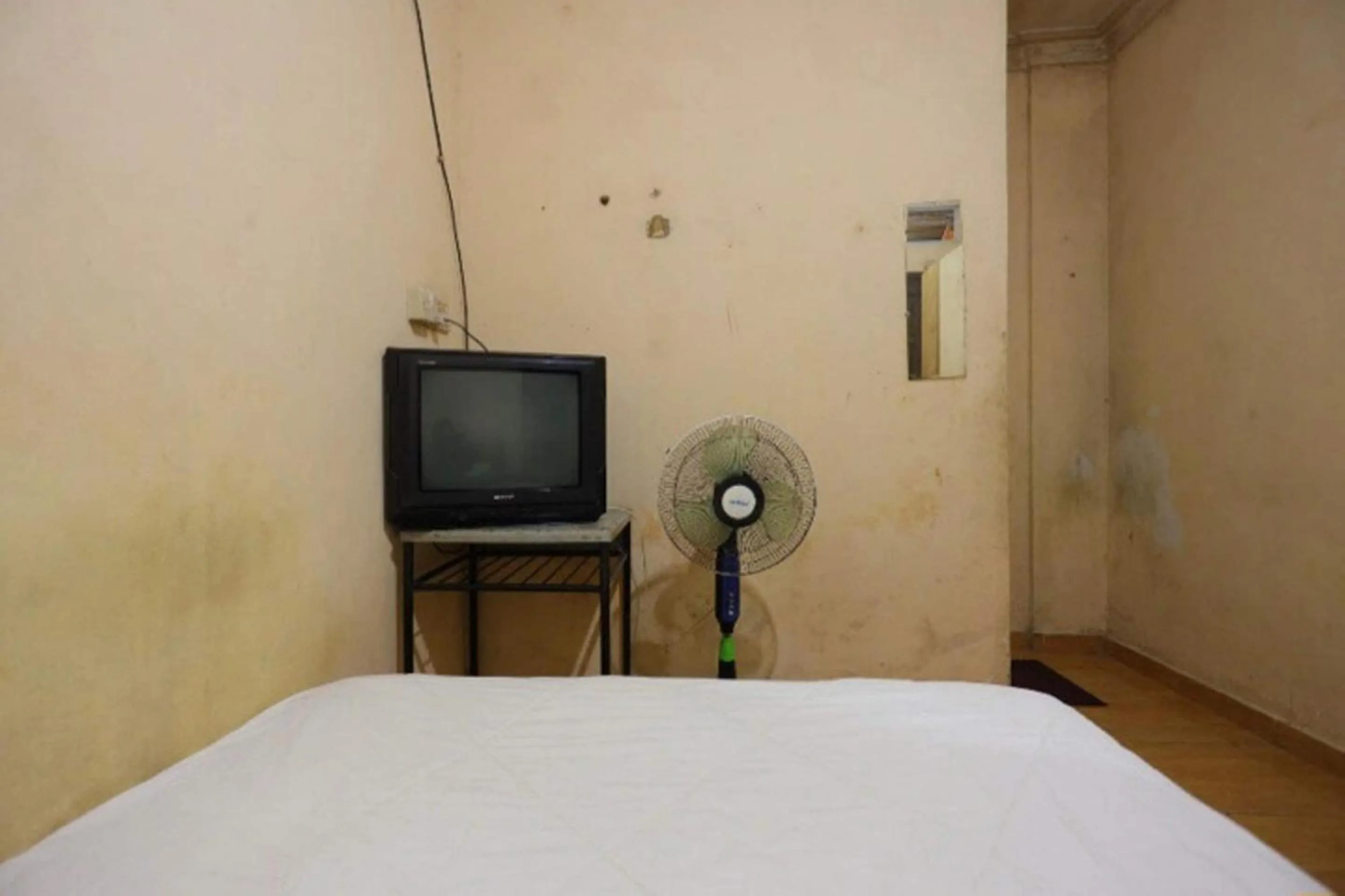 Bedroom, Bed in Hotel O Lewi Family Guest House Near GBKP Bangun Mulia Km. 11