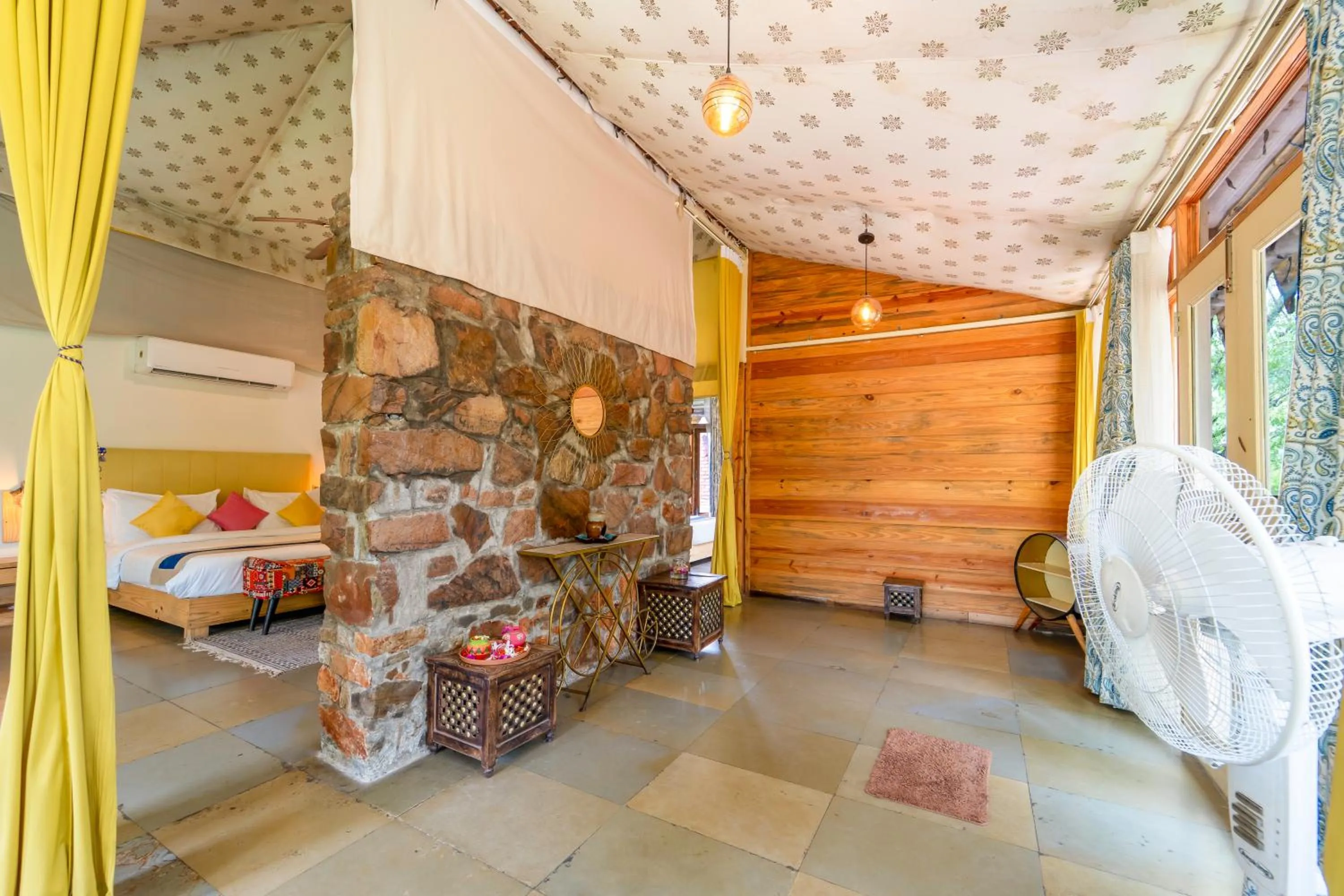 Living room, Bed in Aranya by Stories