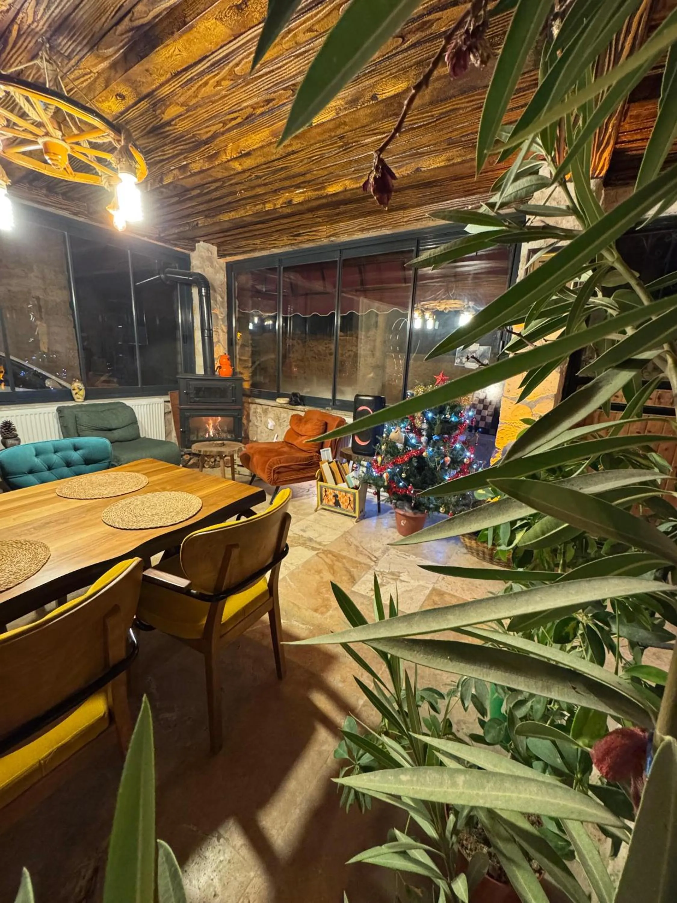 Food and drinks in Ceran Stone House