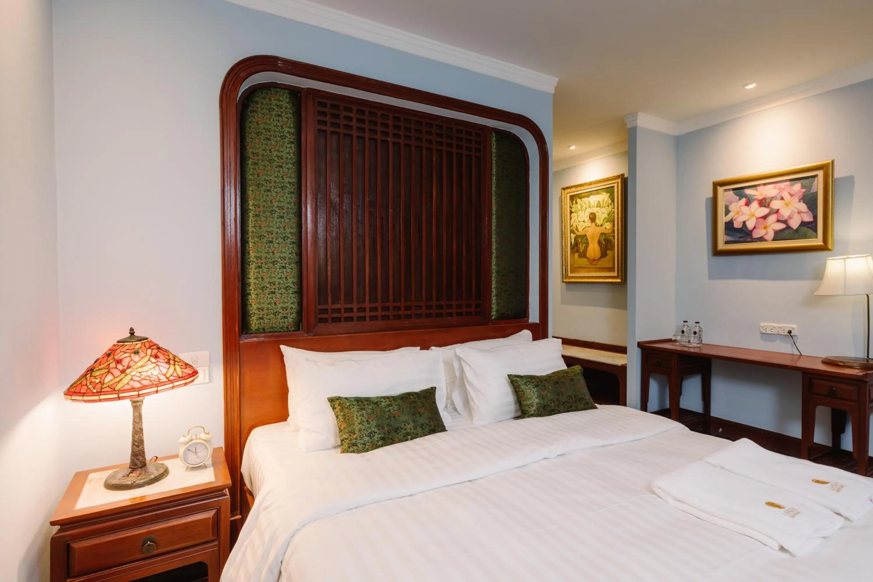 Bedroom, Bed in Lunar Mansion Hotel