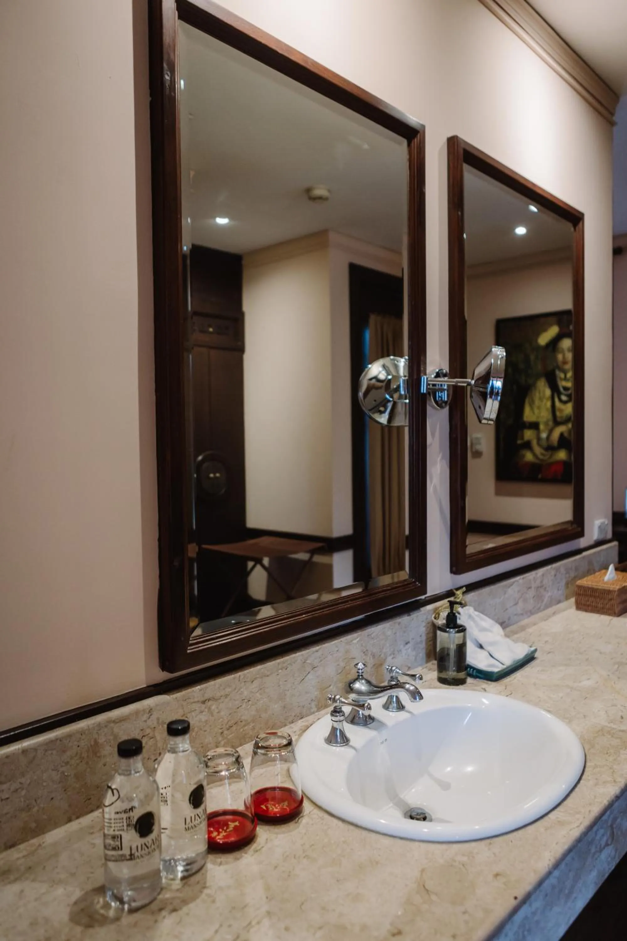 Photo of the whole room in Lunar Mansion Hotel