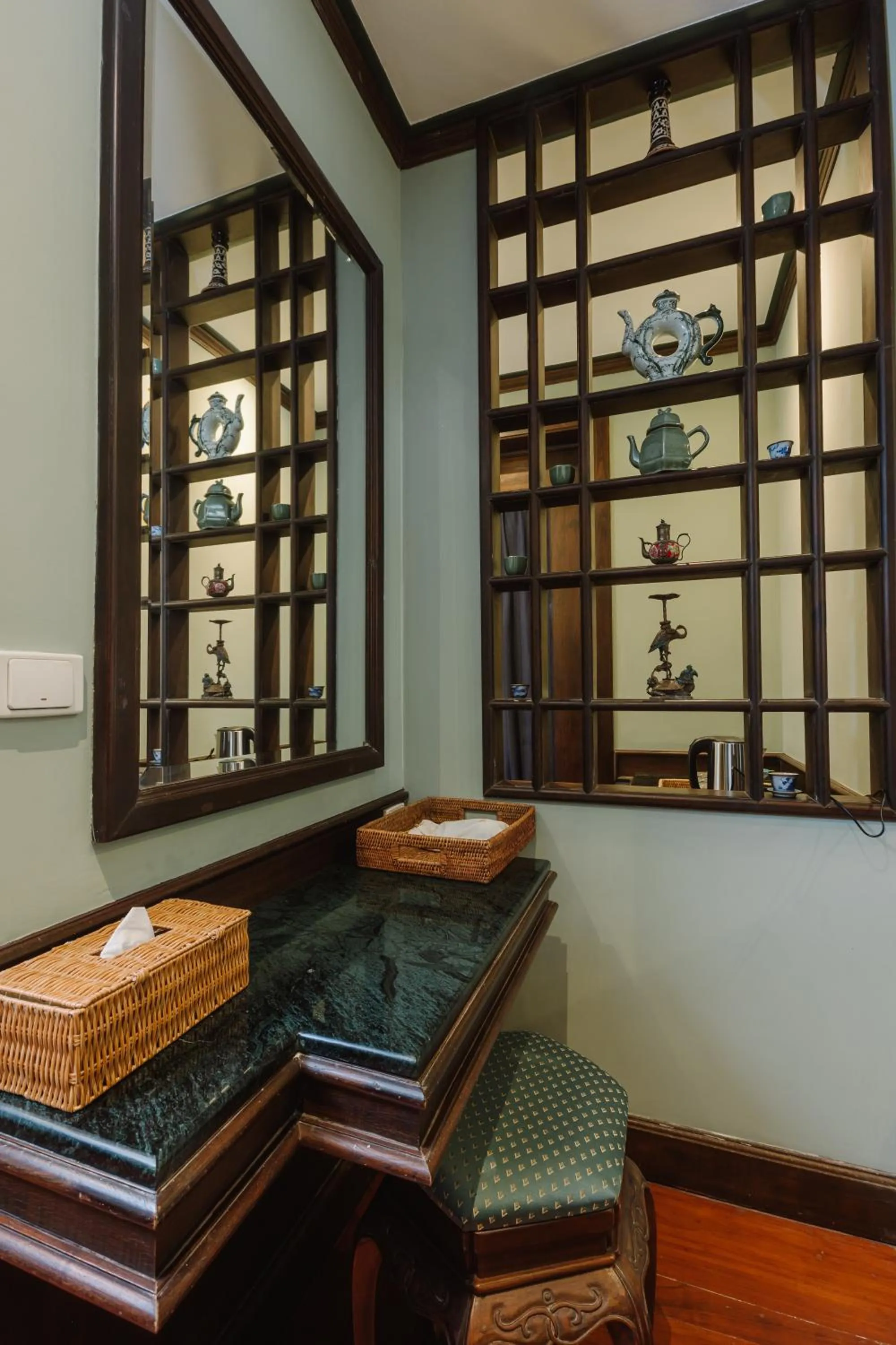 Seating area in Lunar Mansion Hotel