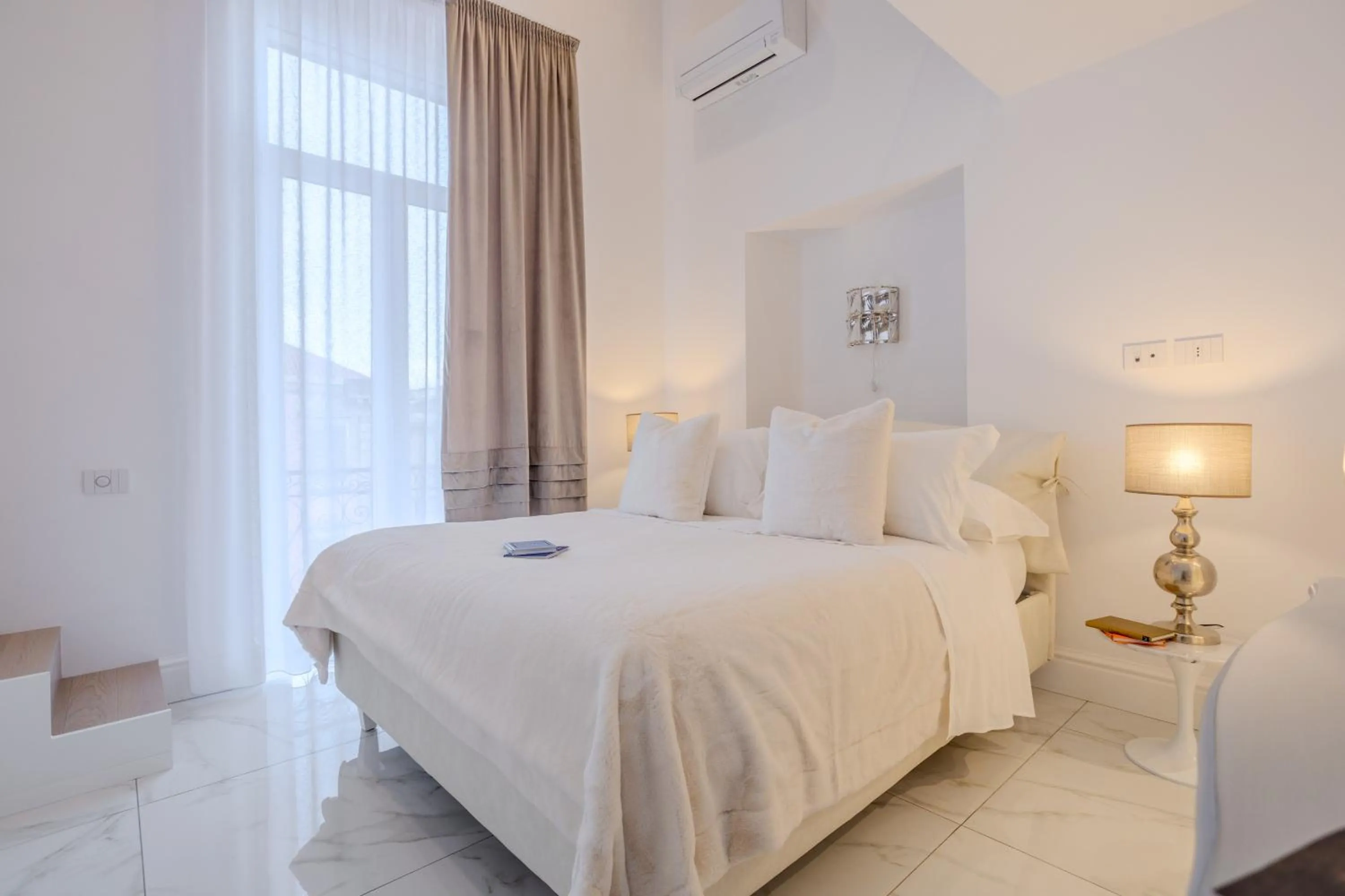 Photo of the whole room, Bed in La Corte dei Mille Luxury