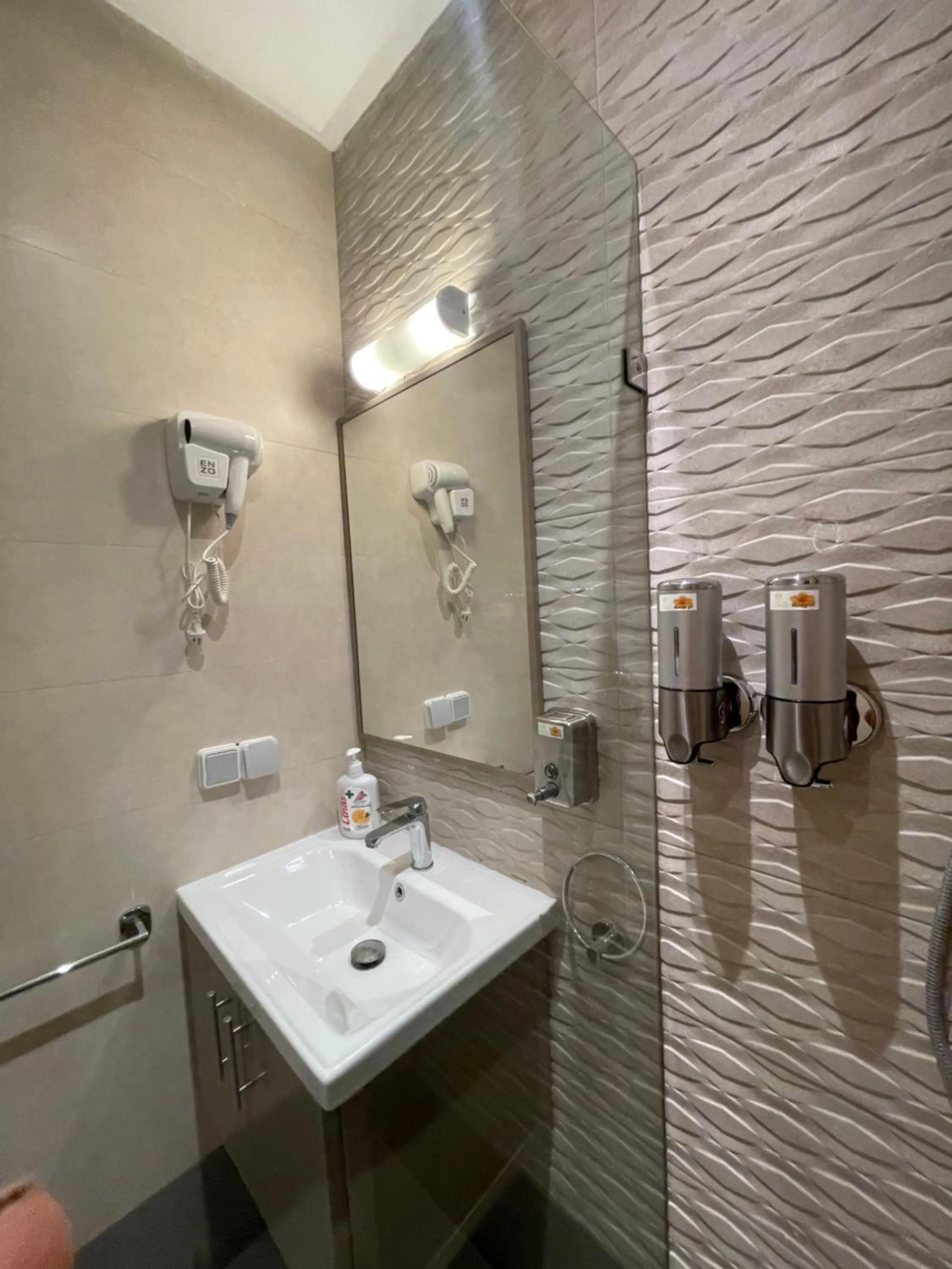 Shower in Riad hotel Cecil