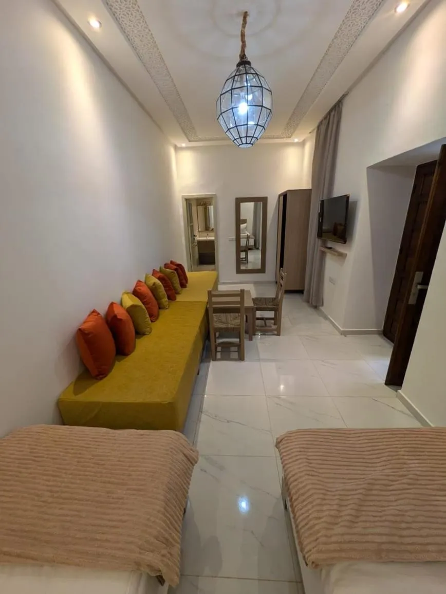 TV and multimedia, Bed in Hotel Cecil