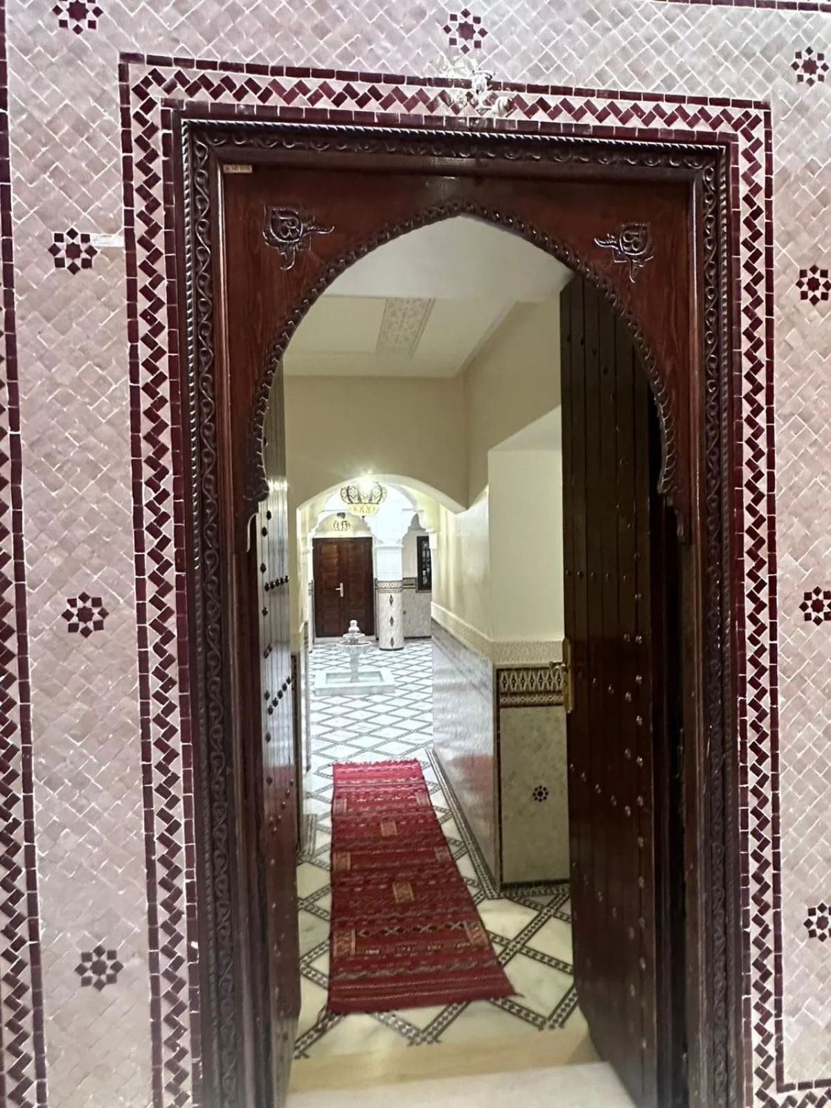 Property building in Hotel Cecil