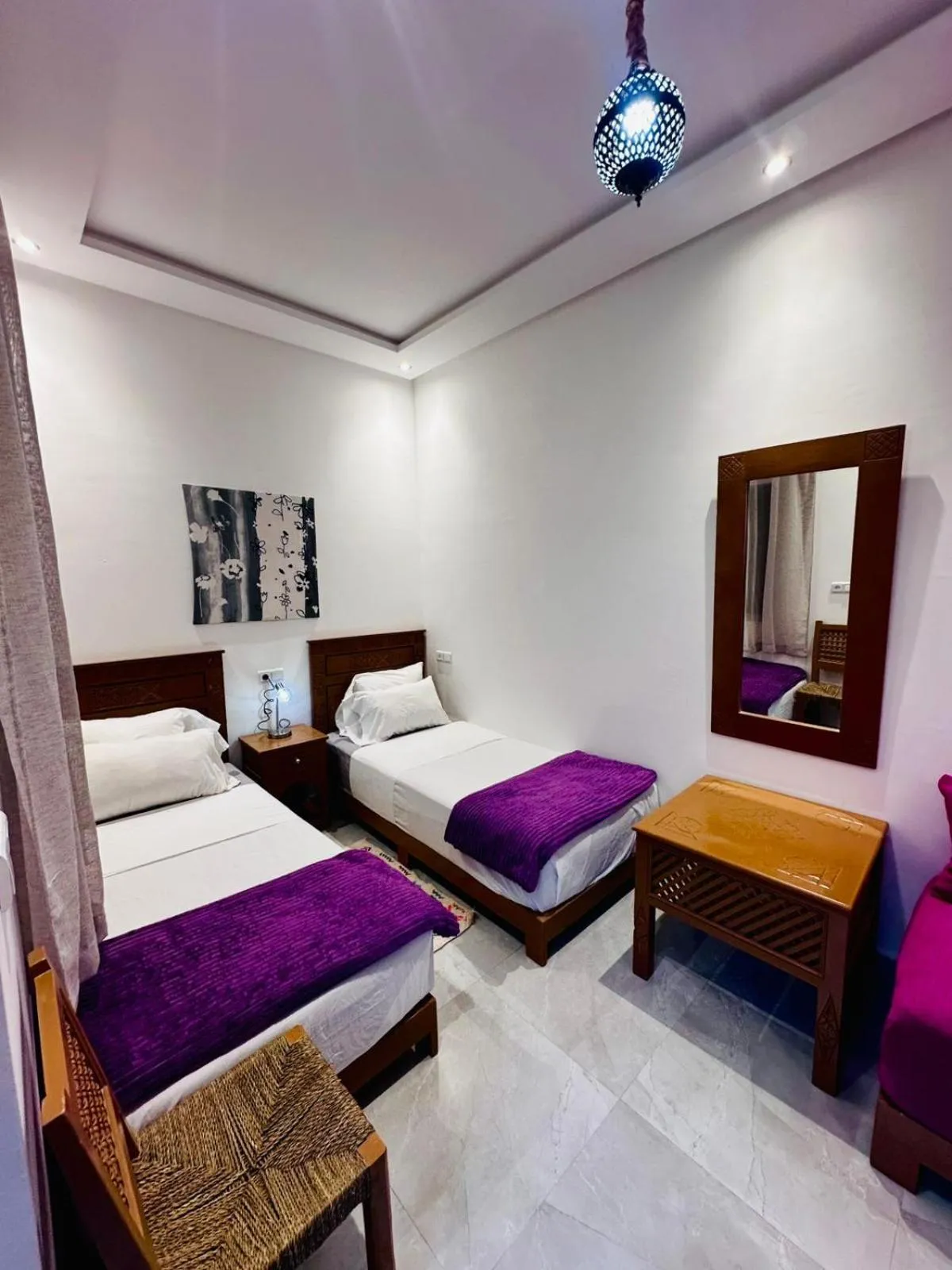 Property building, Bed in Riad hotel Cecil