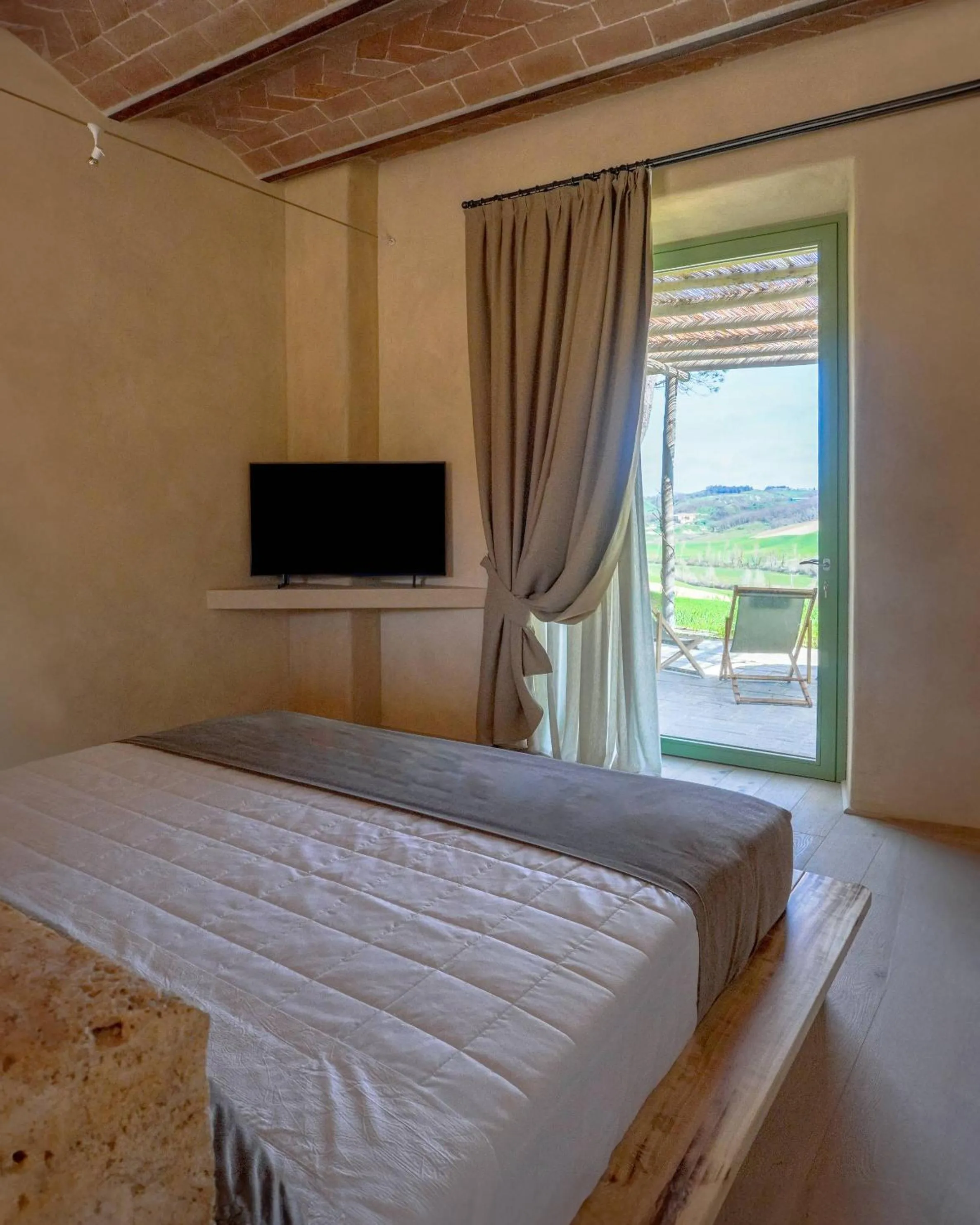 Bed in Tenuta d'Arbia, Siena