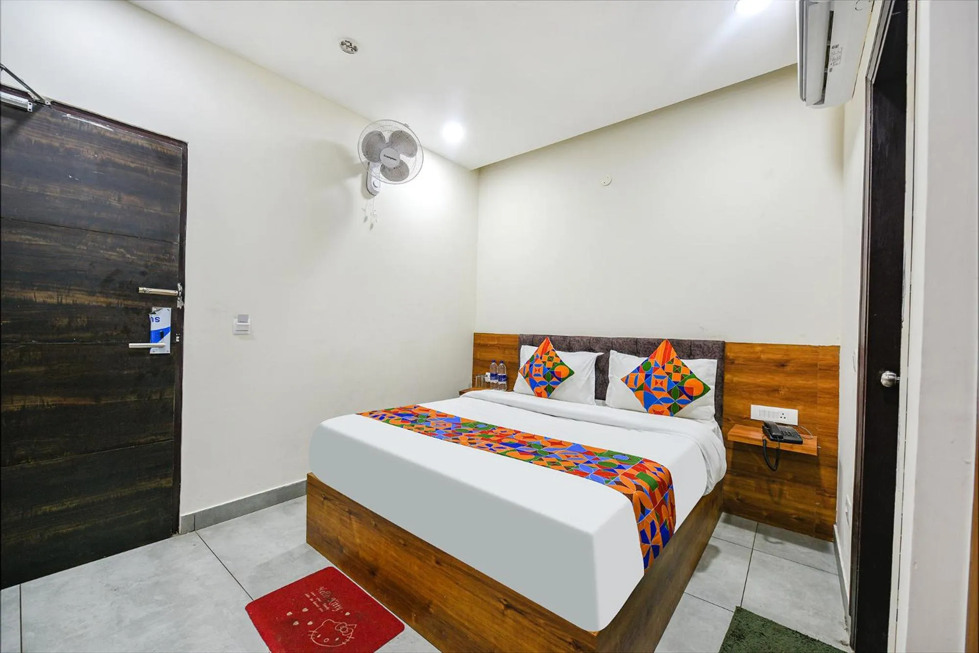 Bed in FabHotel HC Dream Majestic