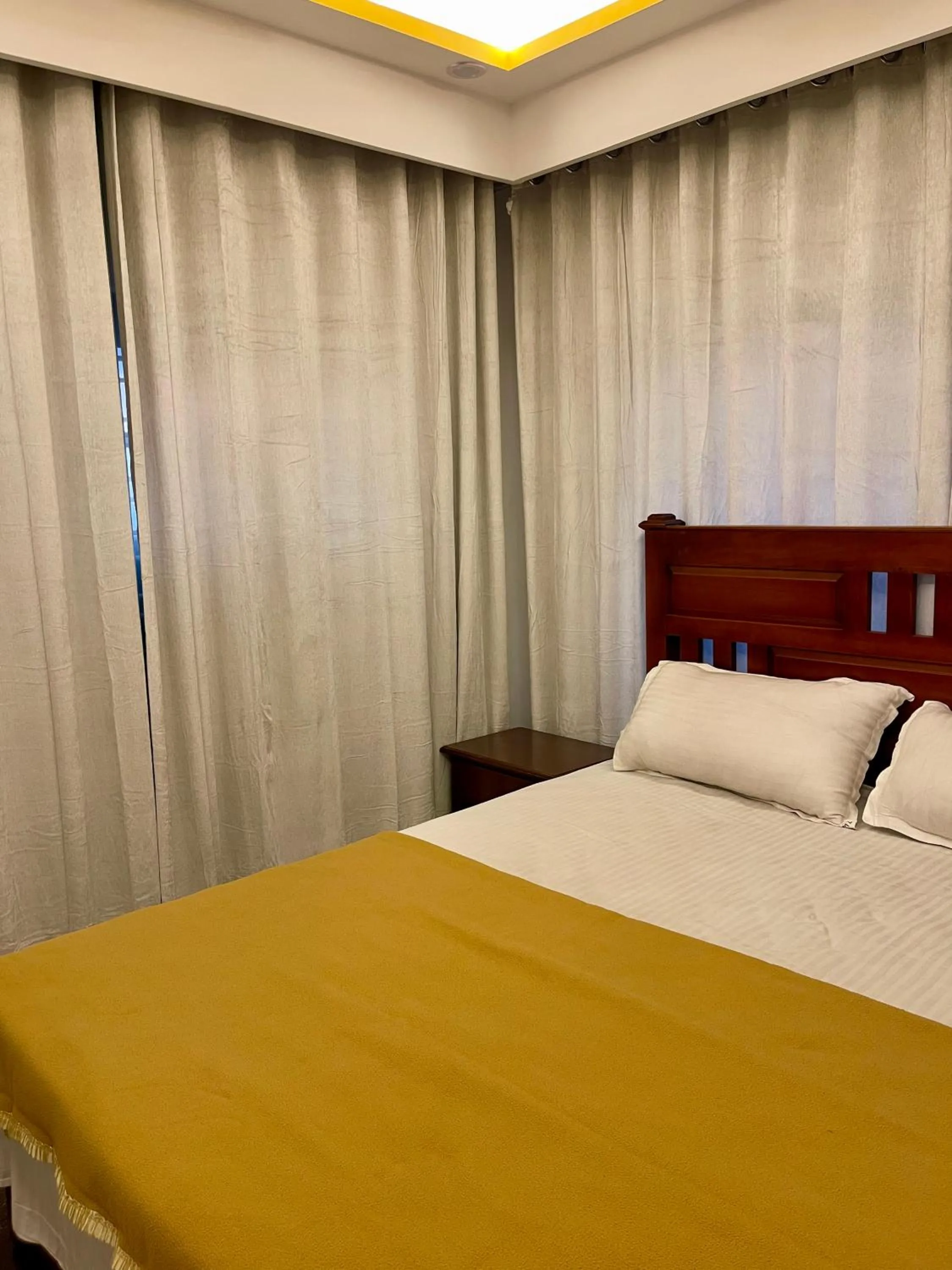 Bed in Puthookkadans Mareena Lodge