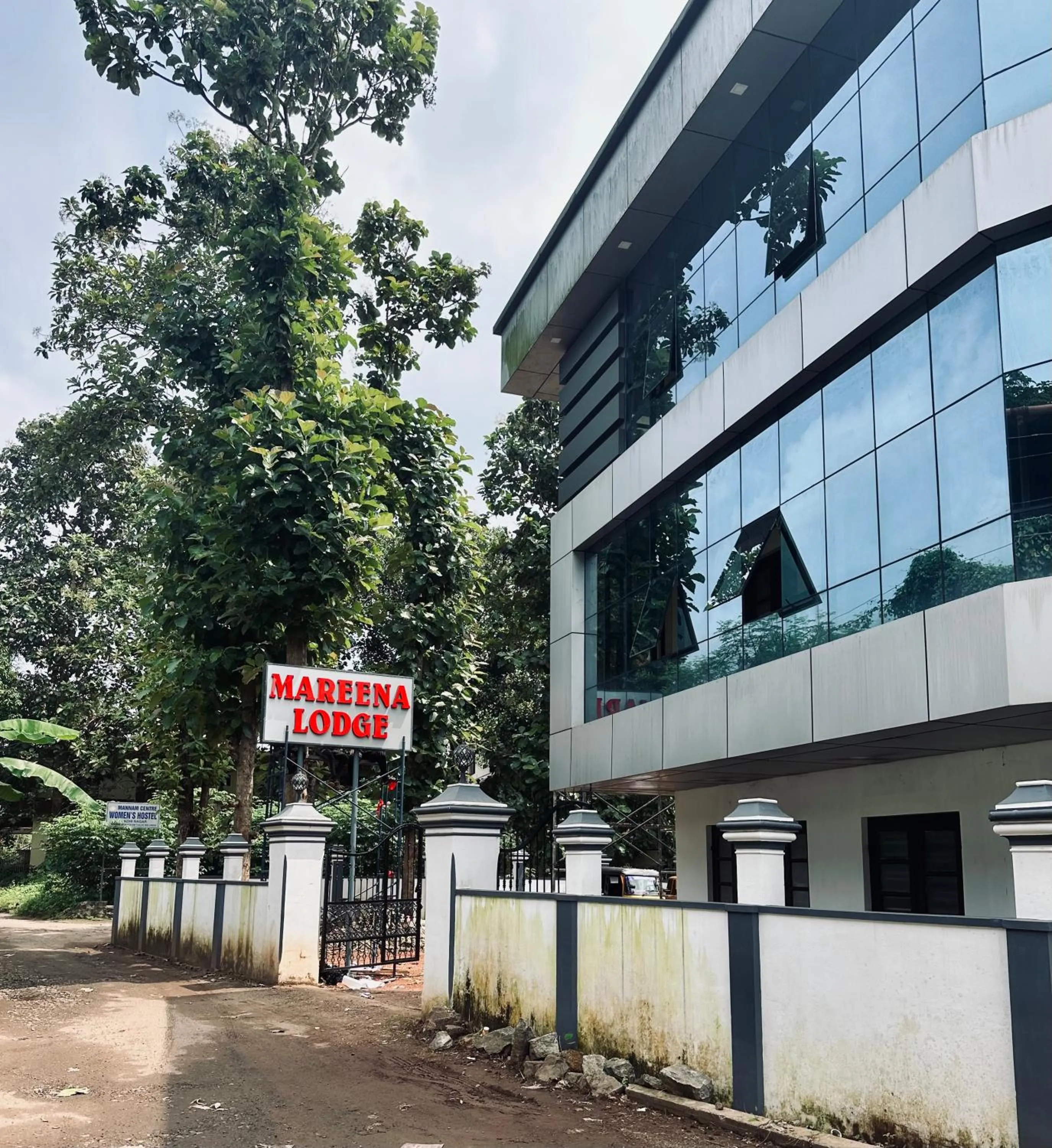 Puthookkadans Mareena Lodge