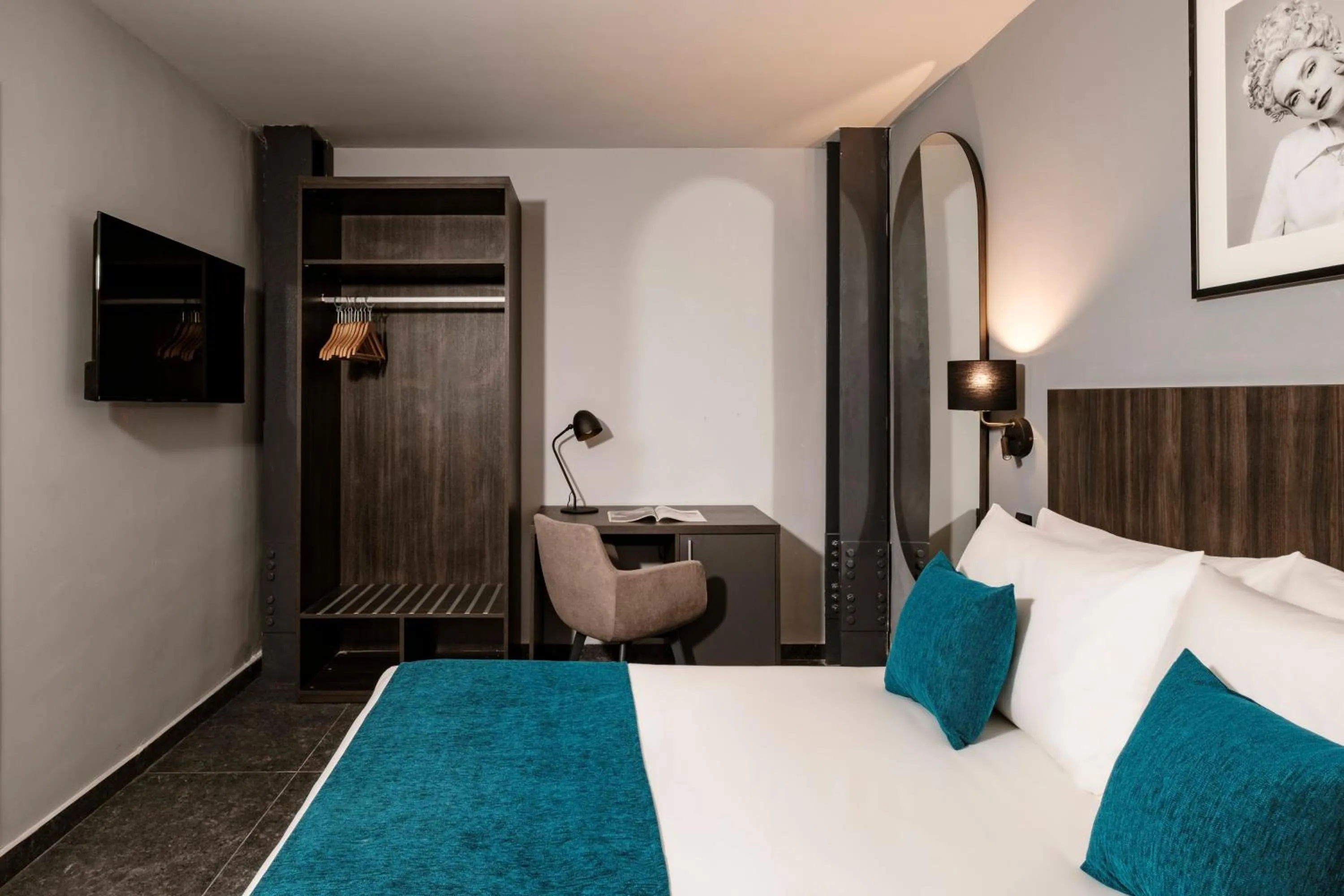 Bed in Spinola Hotel