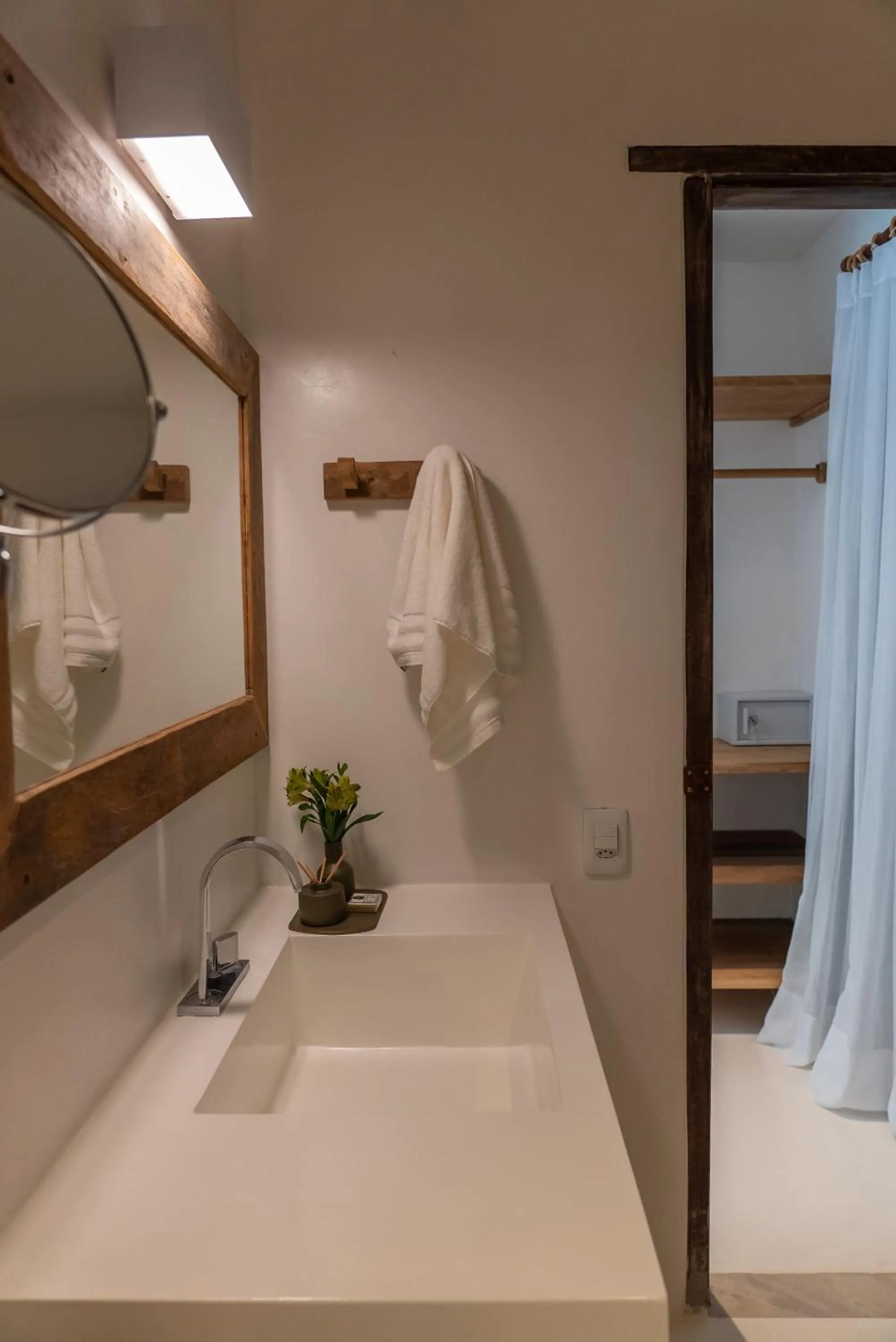 Photo of the whole room, Bed in Hotel Vila São João