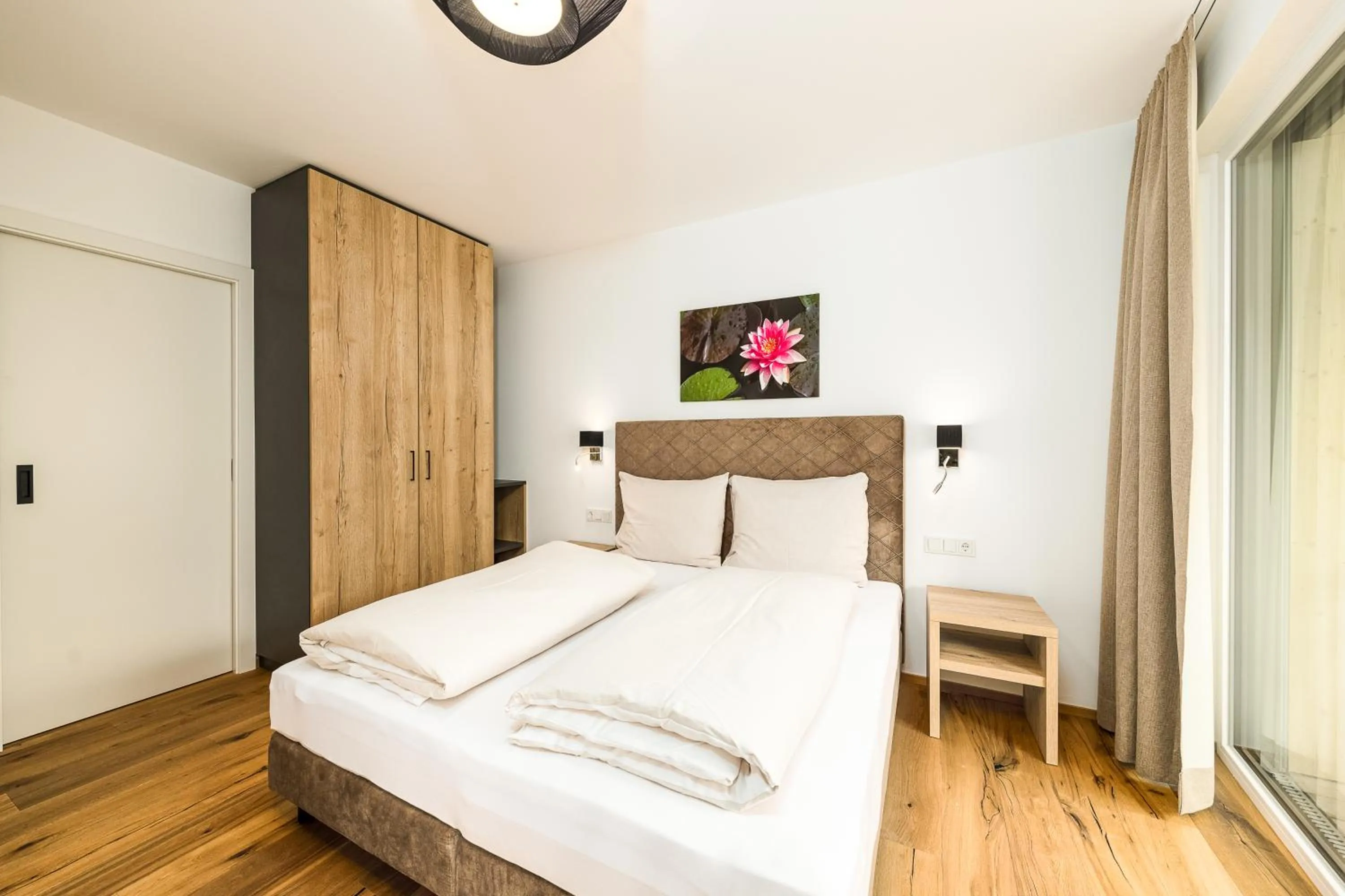 Bedroom, Bed in Apartmenthotel Sonnenhof