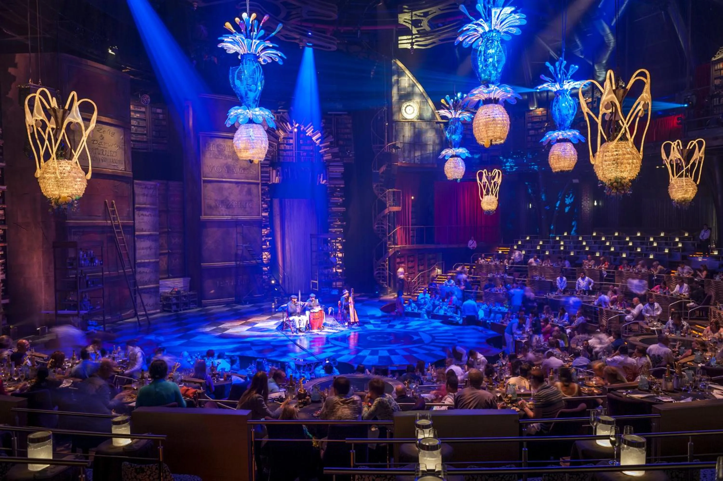 Entertainment in Jungala Hotel at VidantaWorld Riviera Maya