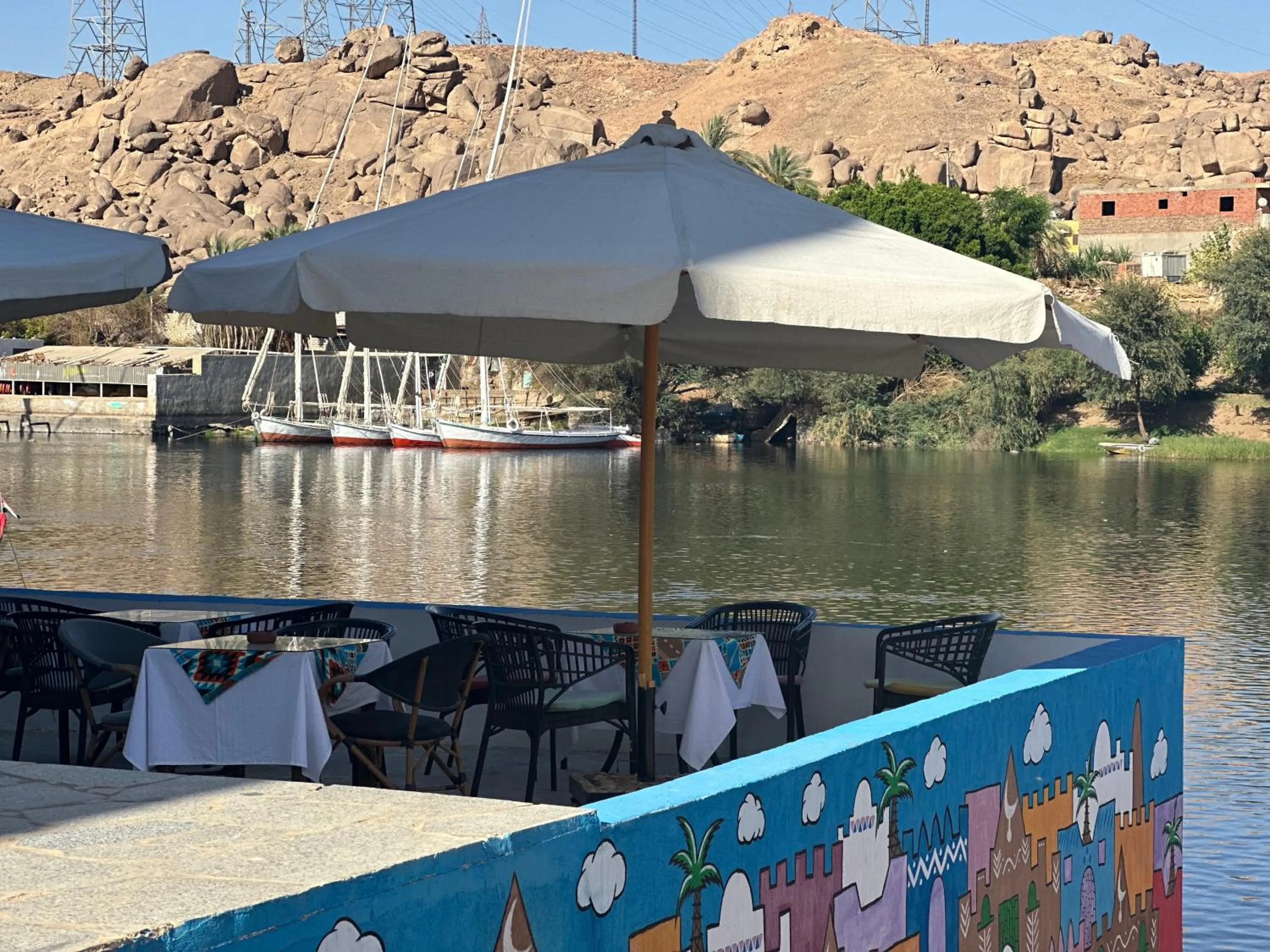 ACHERTOD Nubian House