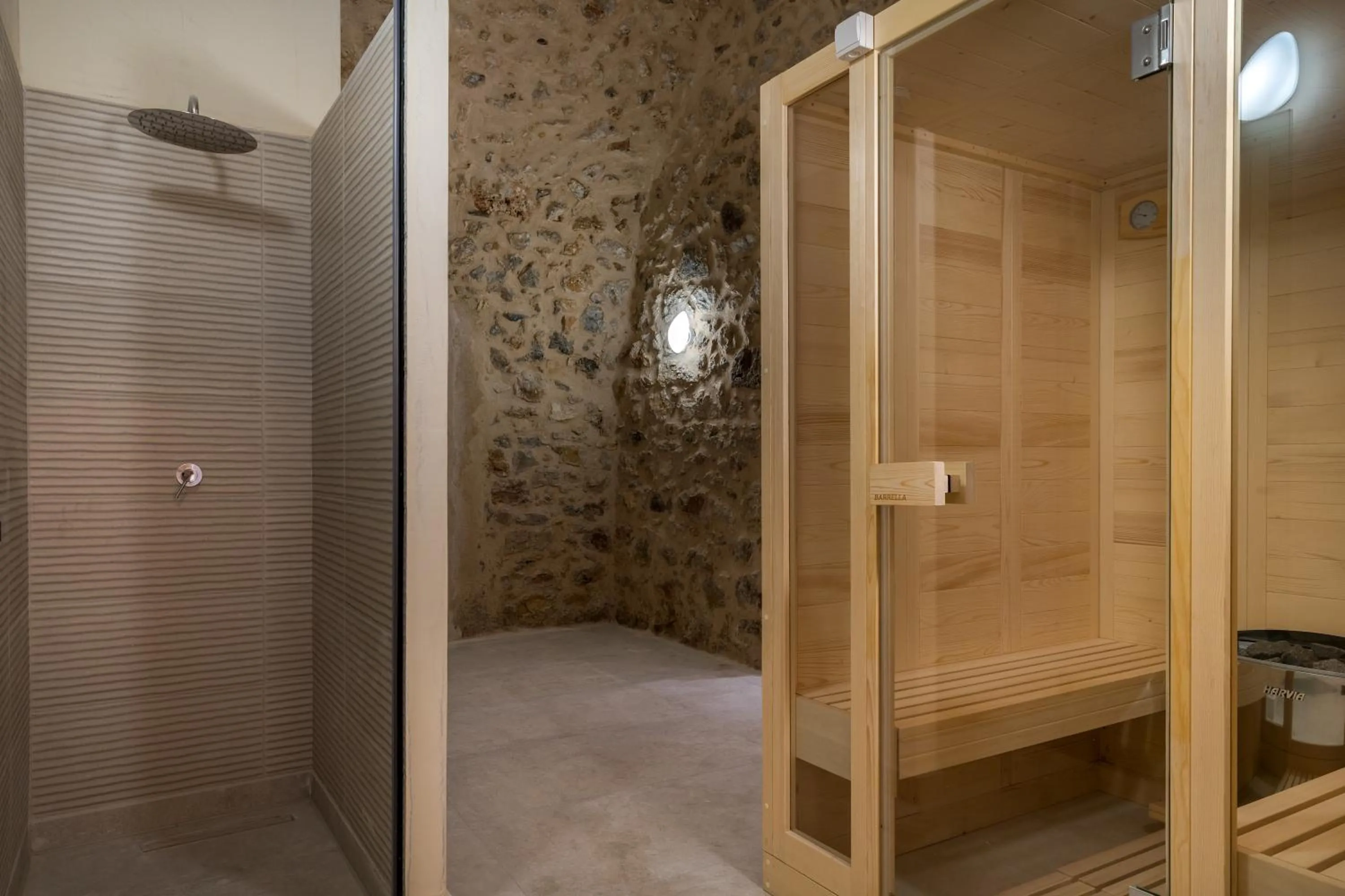 Shower in YeeOn Boutique Hotel, Gythio - Historic Hotels of Europe