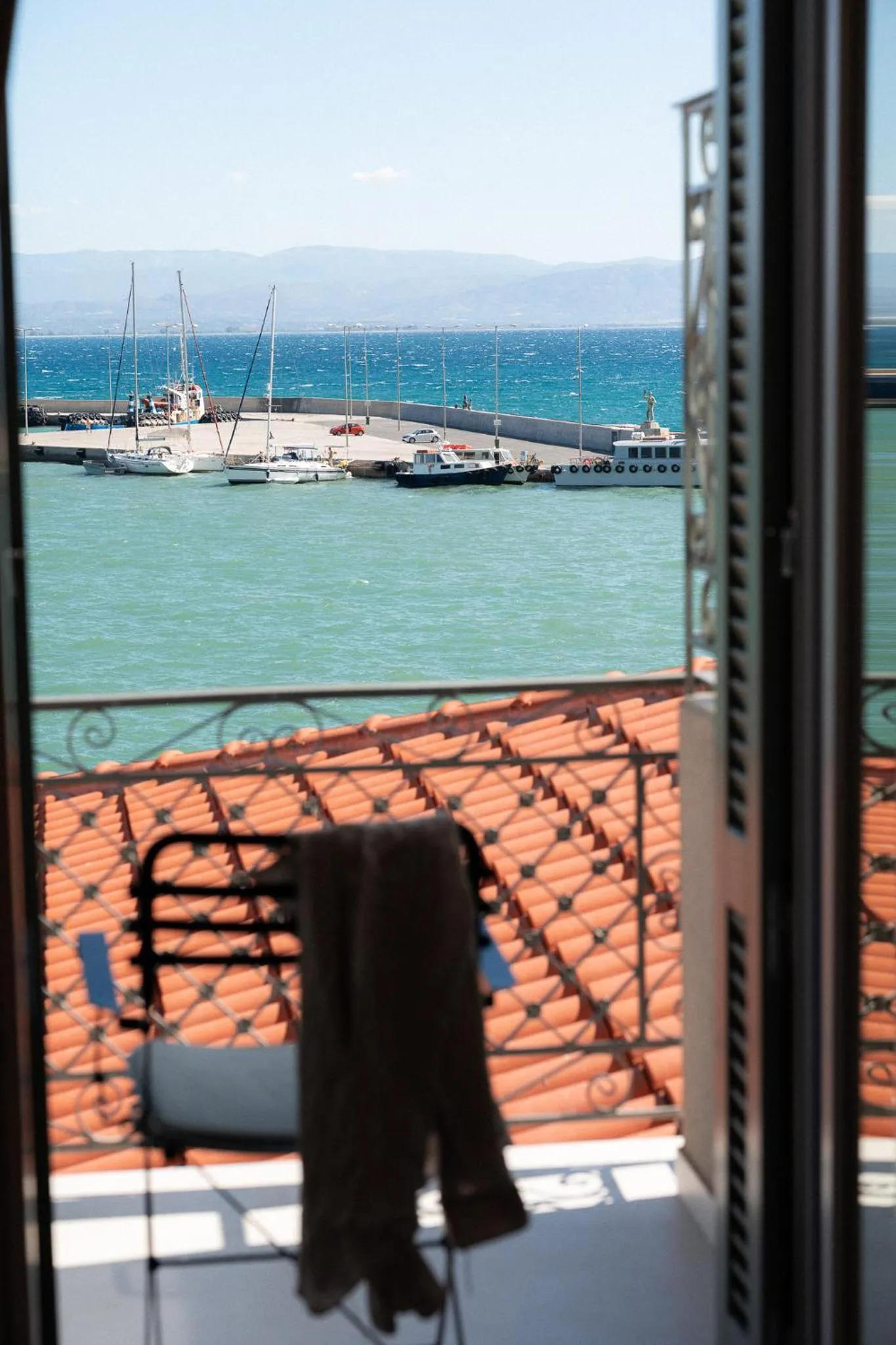 Balcony/Terrace in YeeOn Boutique Hotel, Gythio - Historic Hotels of Europe