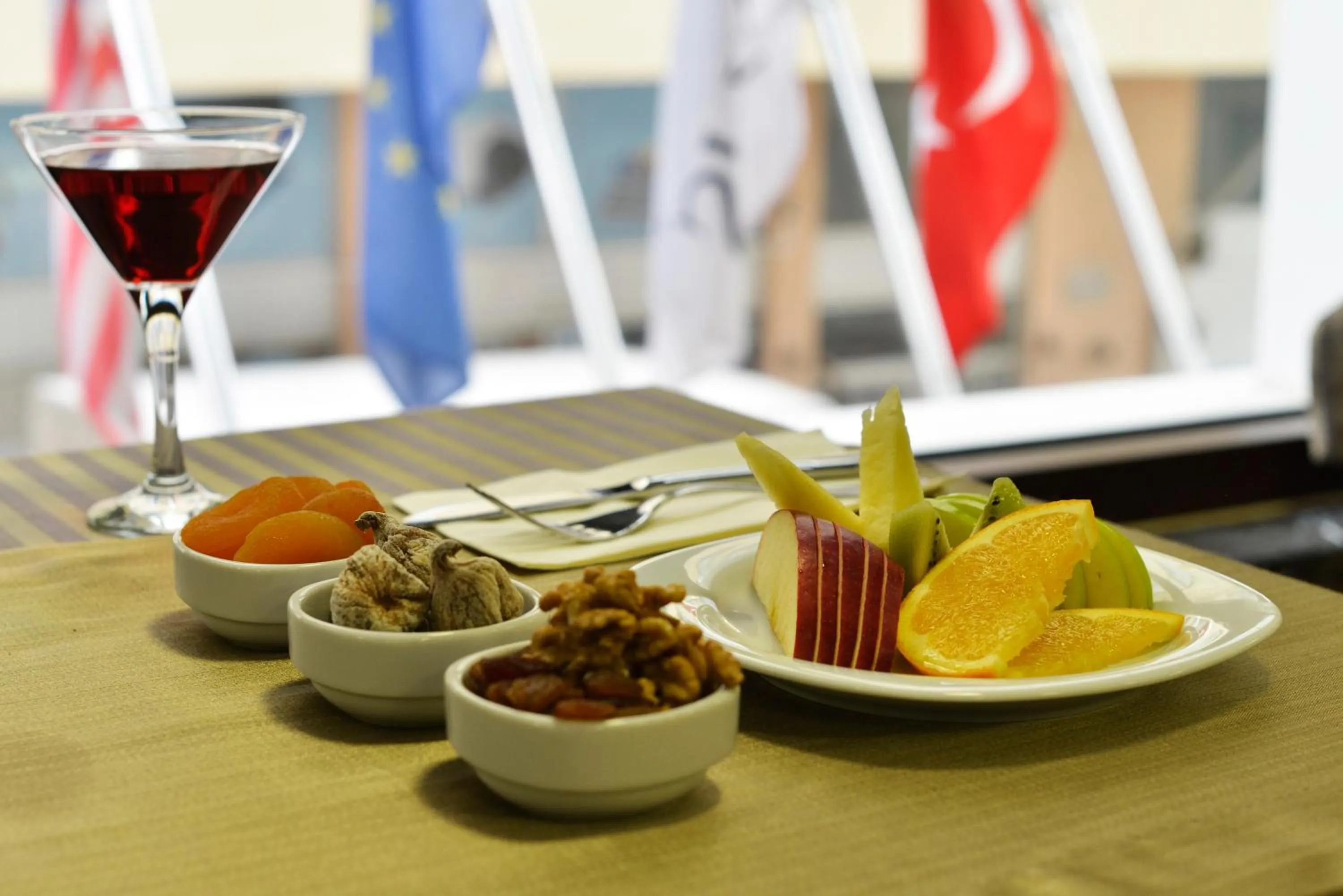 Restaurant/places to eat in Arus Hotel