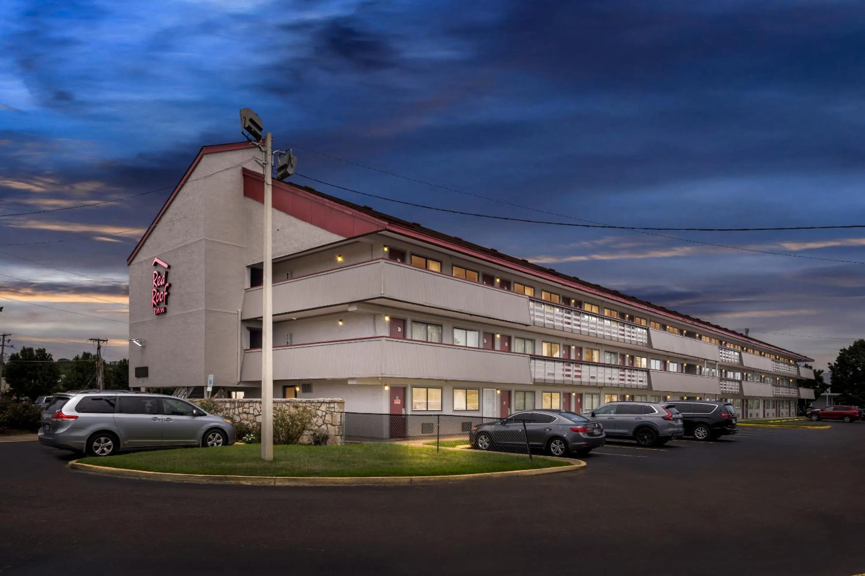 Facade/entrance in Red Roof Inn Jackson Downtown - Fairgrounds