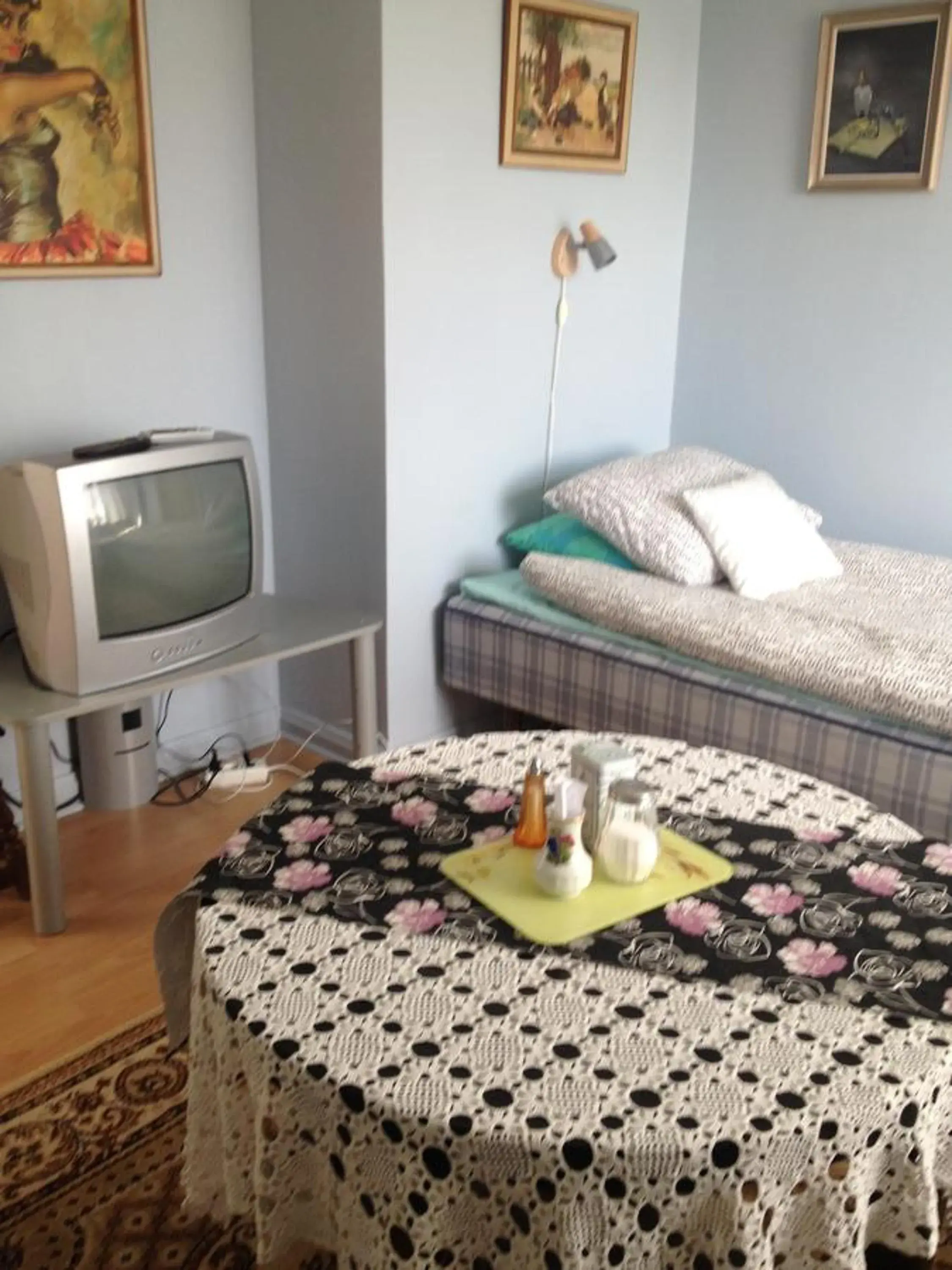 Twin Room - single occupancy in Vivans Bed and Self catering Twin Room - single occupancy in Vivans Bed and Self catering