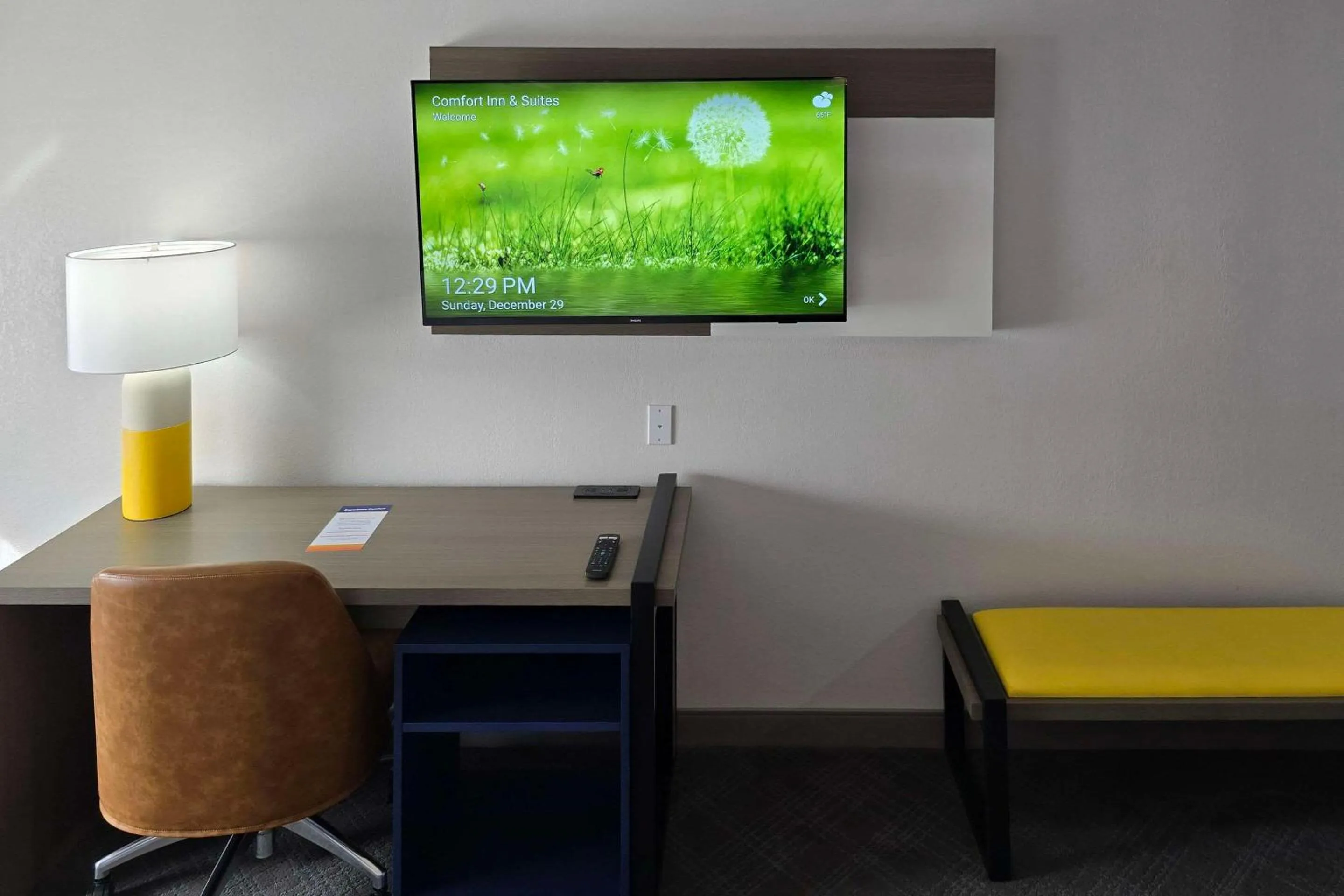 Bedroom in Comfort Inn & Suites