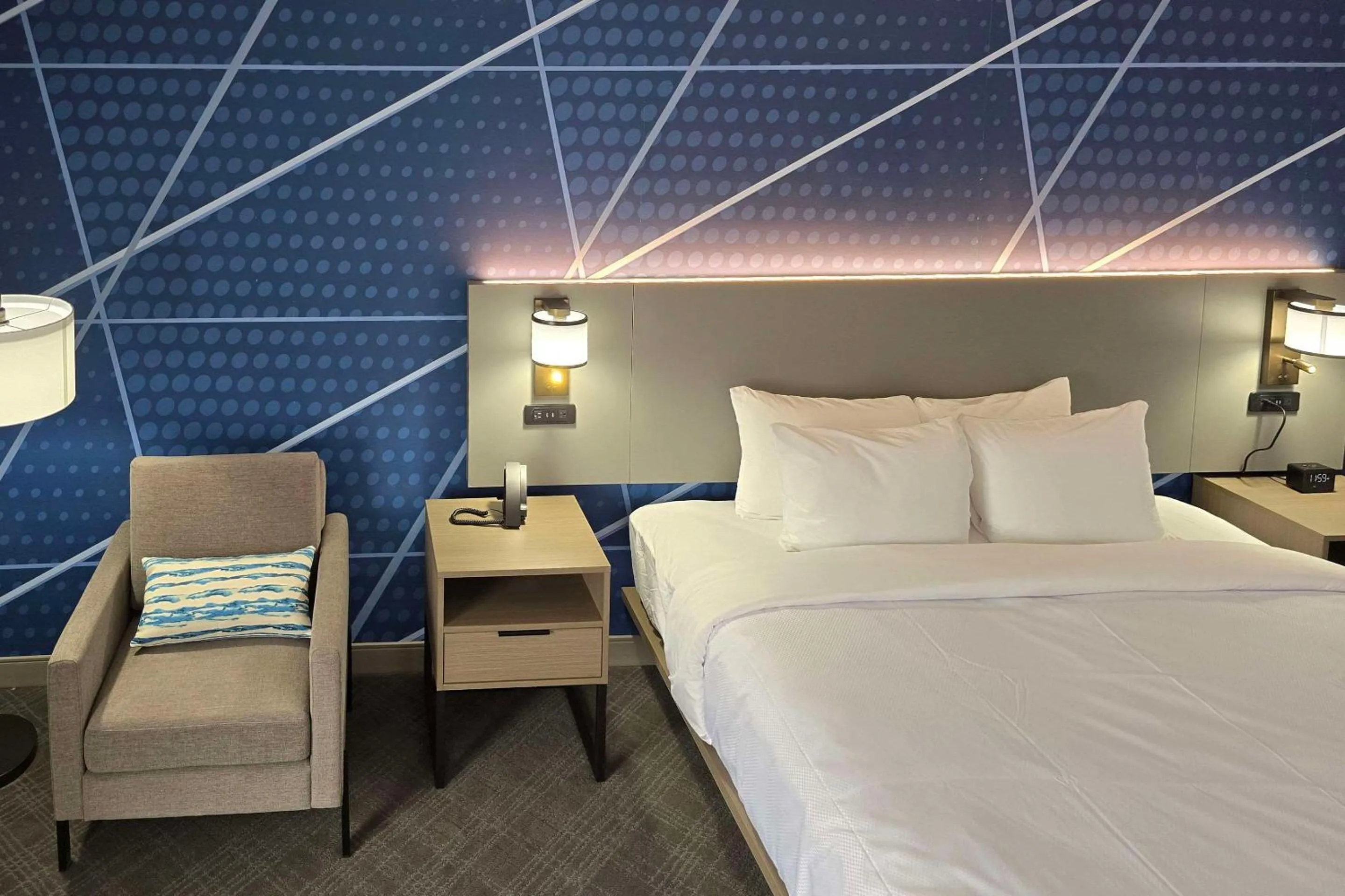 Bedroom, Bed in Comfort Inn & Suites