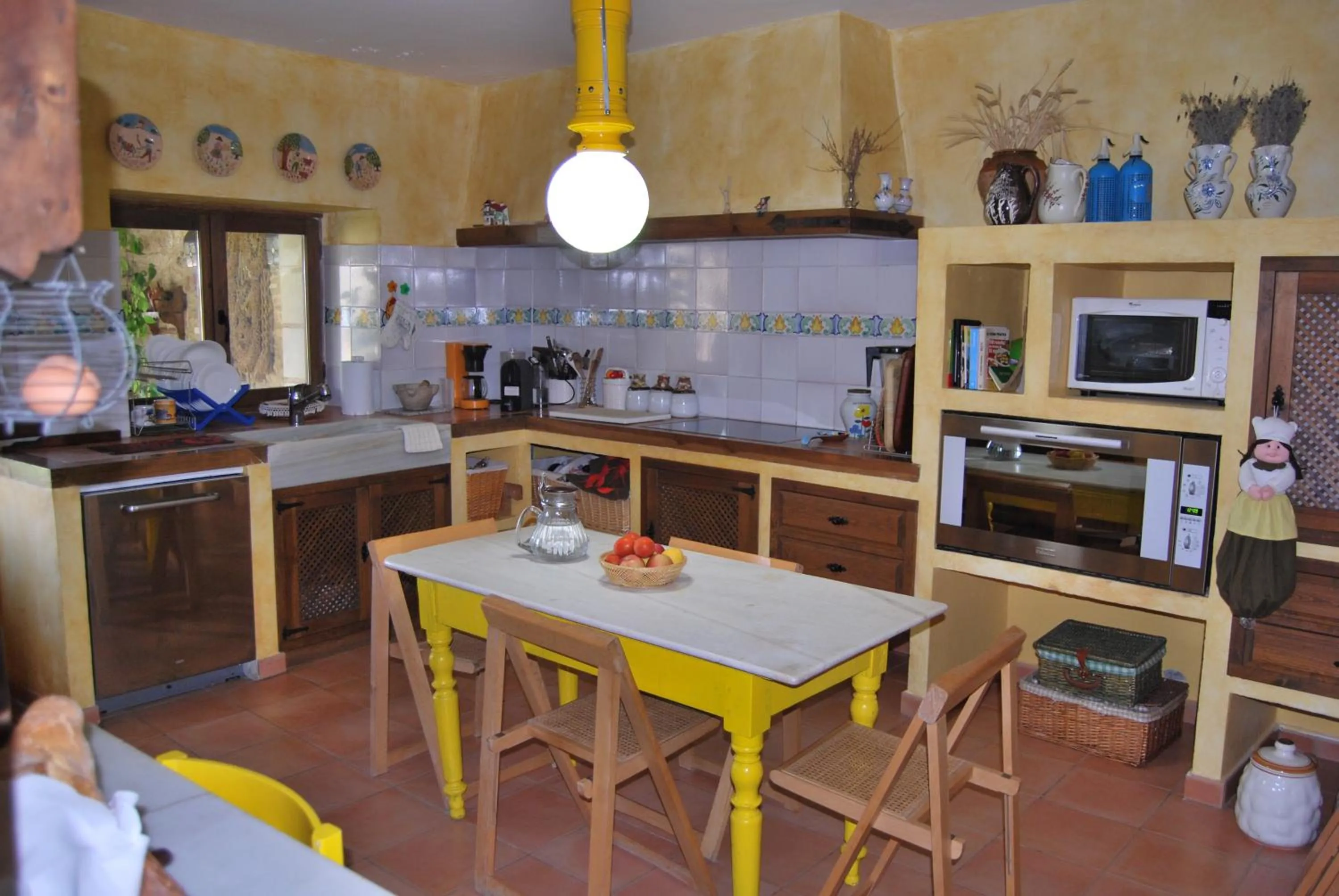 Kitchen or kitchenette in La Casa de San Gil