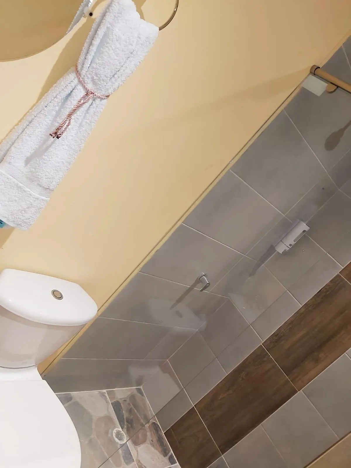 Shower in Dreimar Hotel Boutique