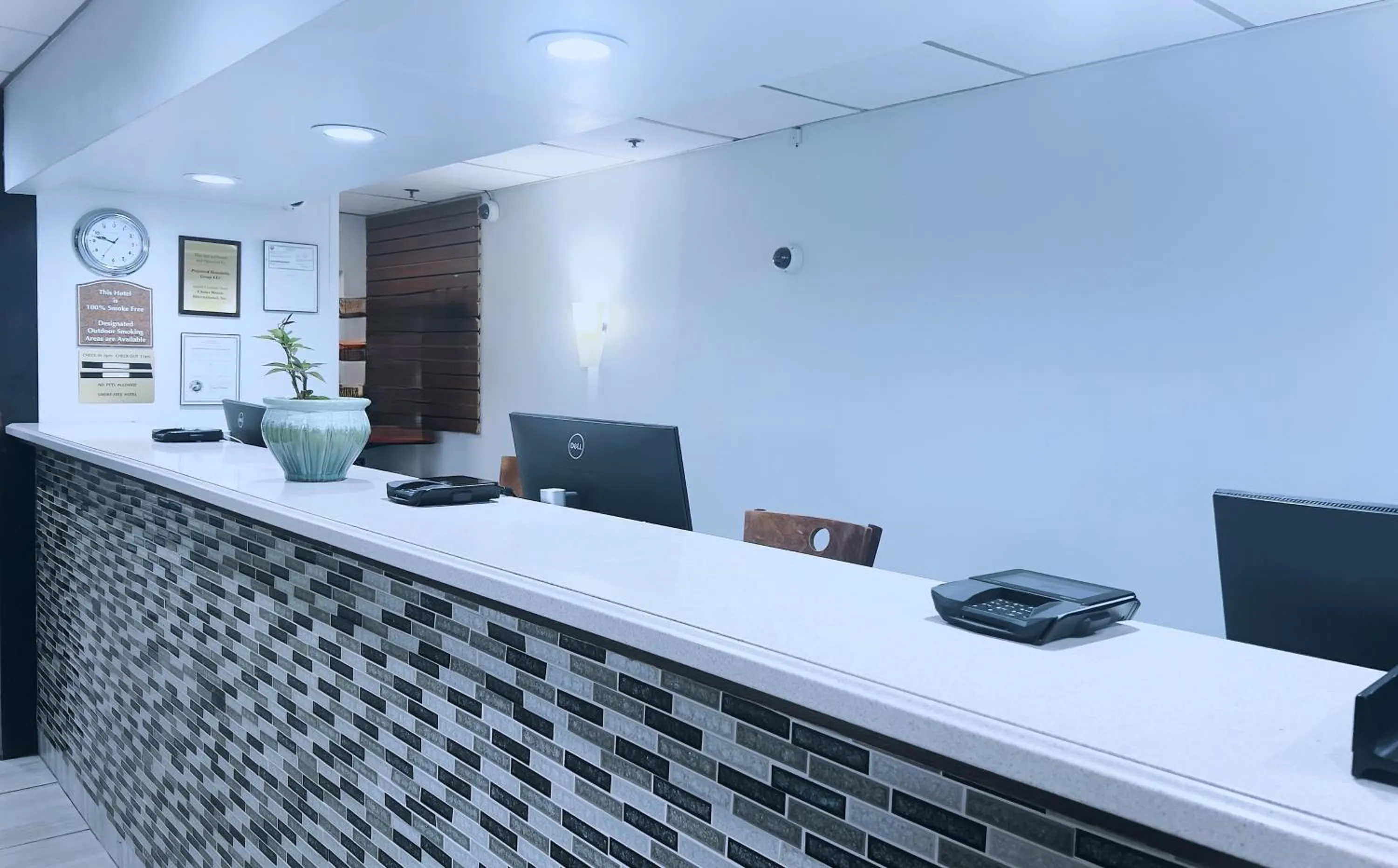 Lobby or reception in Indy Hotel