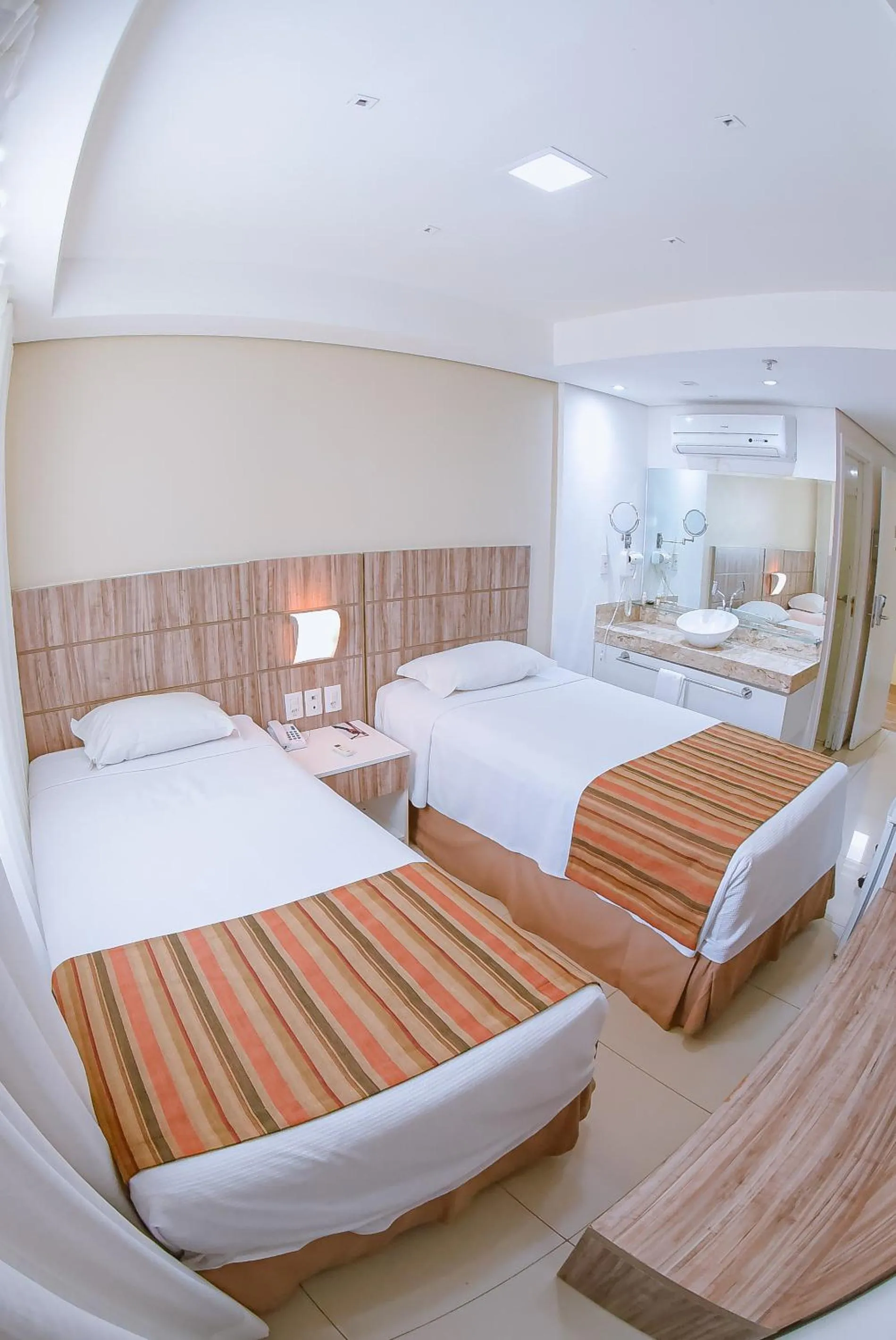 Bed in Profissionalle Hotel São Luís