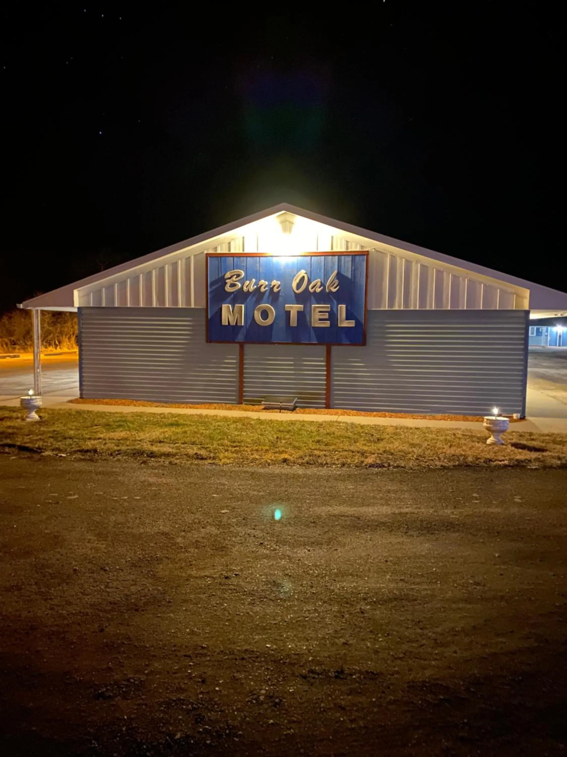 Property building in Burr Oak Motel