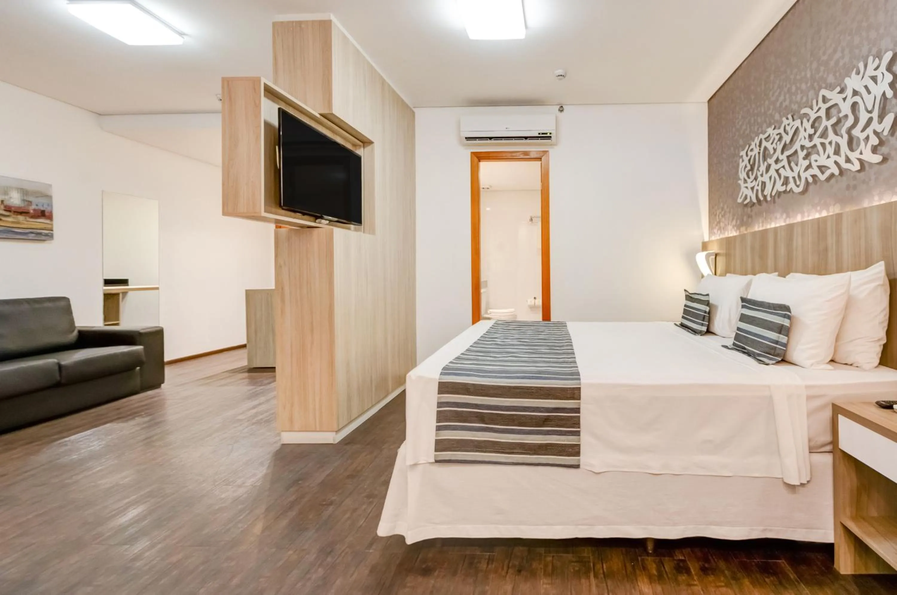 Bedroom, Bed in Allia Gran Pampulha Suites