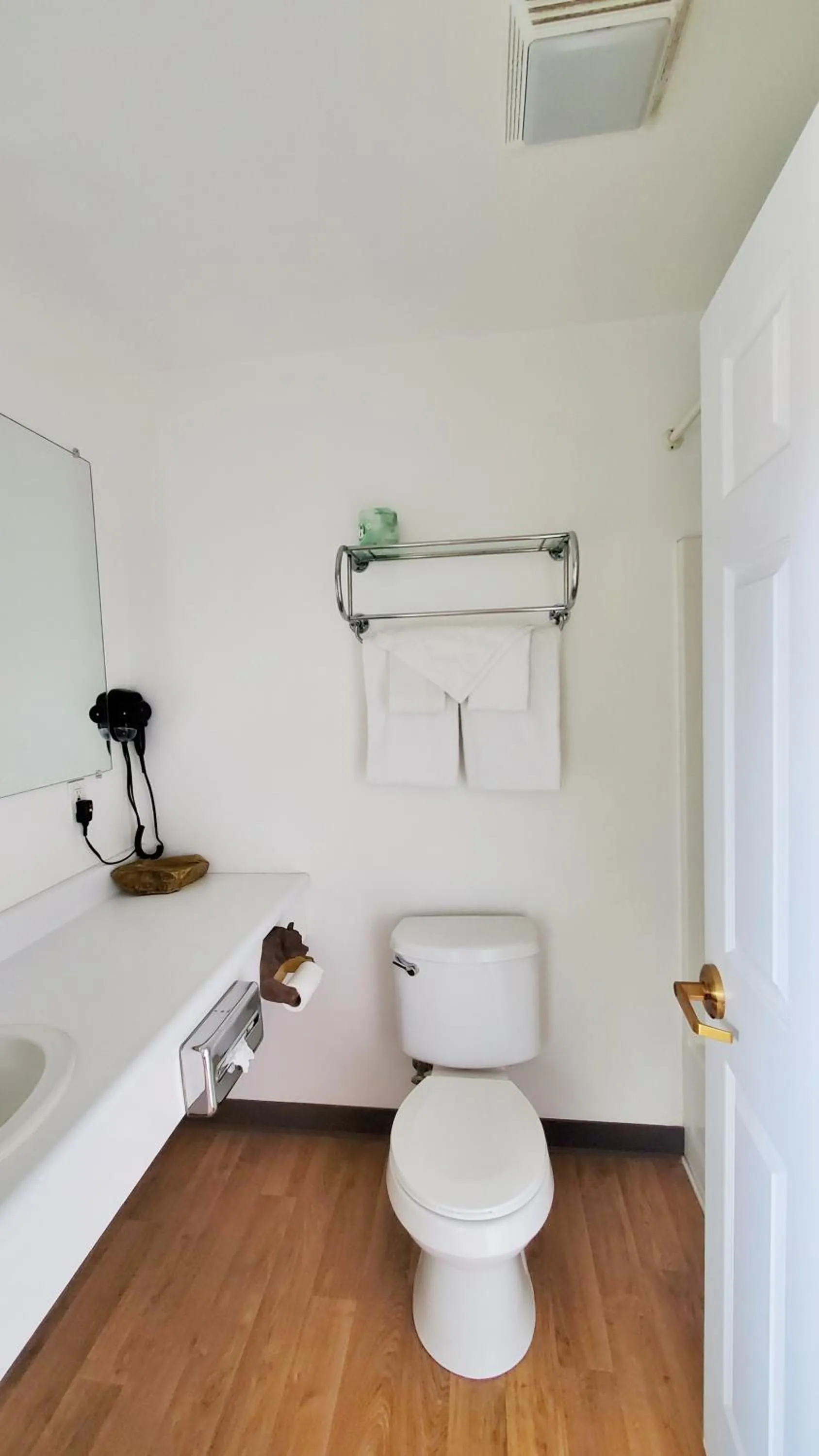 King Studio (No Pets) in Corral Creek Lodge