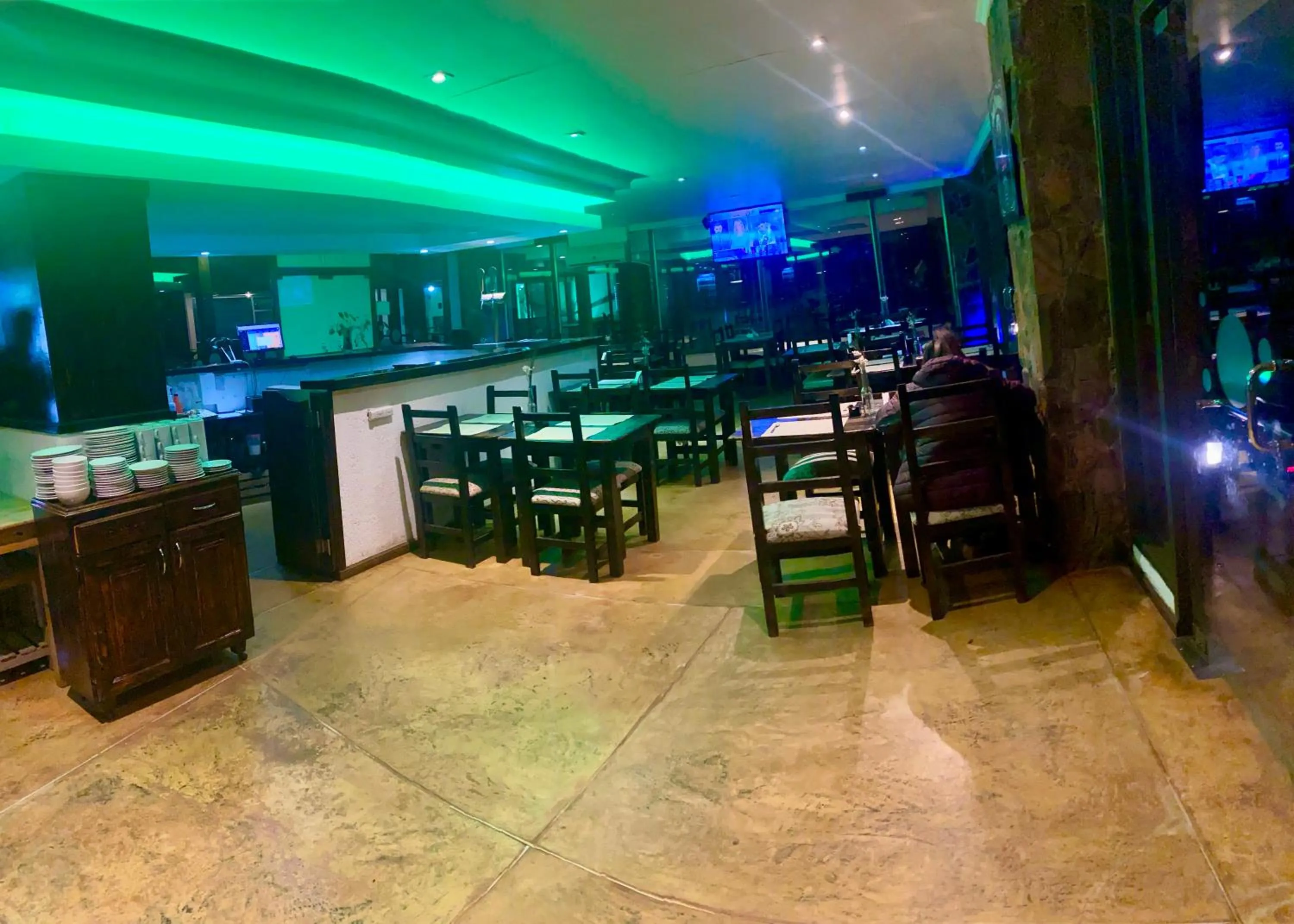 Rainforest Hotel & Cabañas