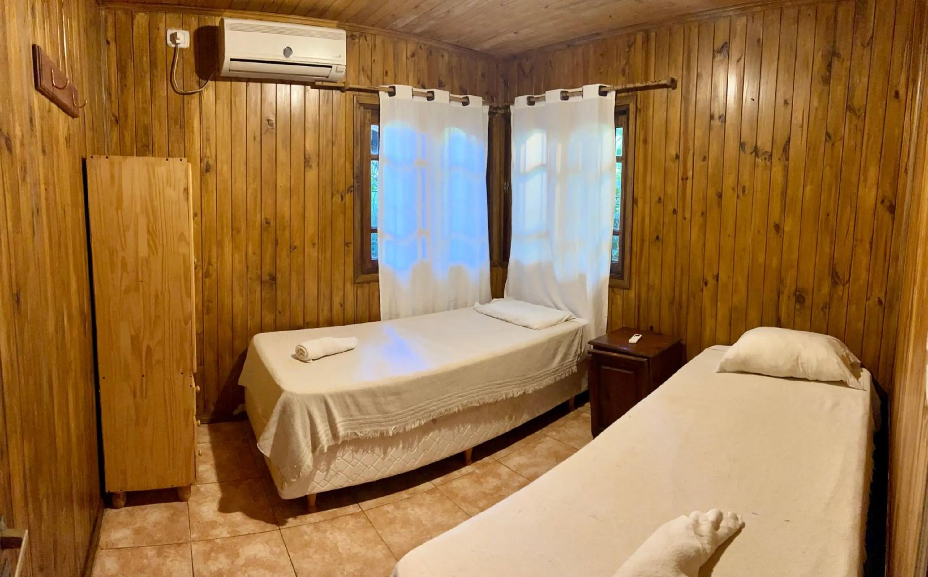 Bed in Rainforest Hotel & Cabañas