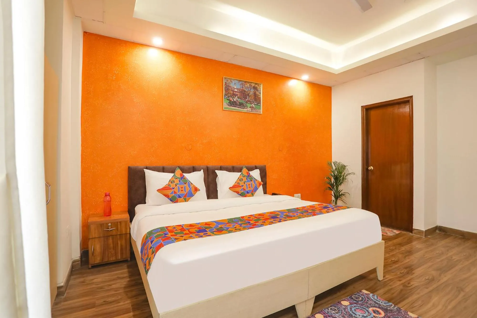 Bed in FabHotel The Indian