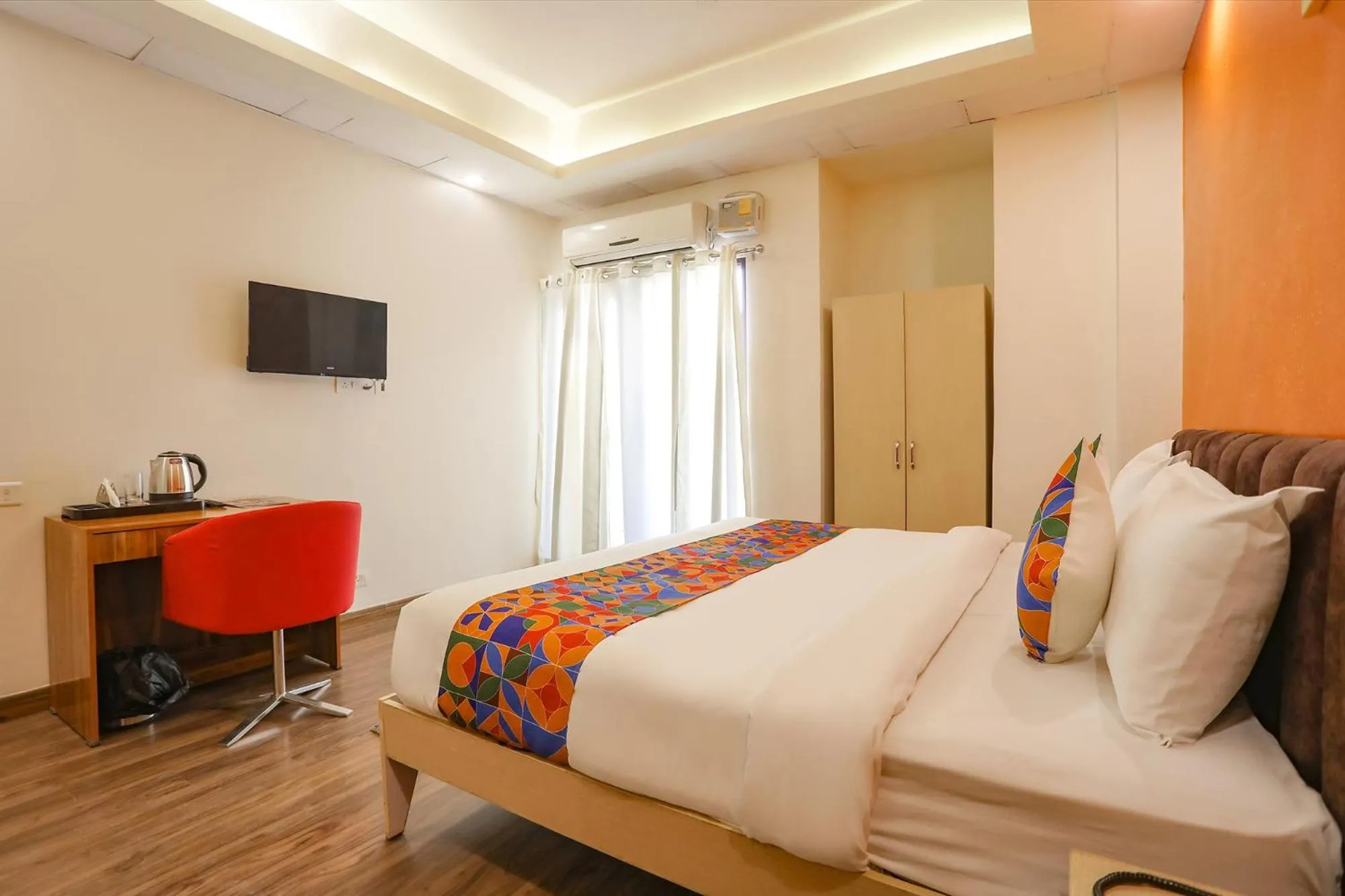 Bed in FabHotel The Indian