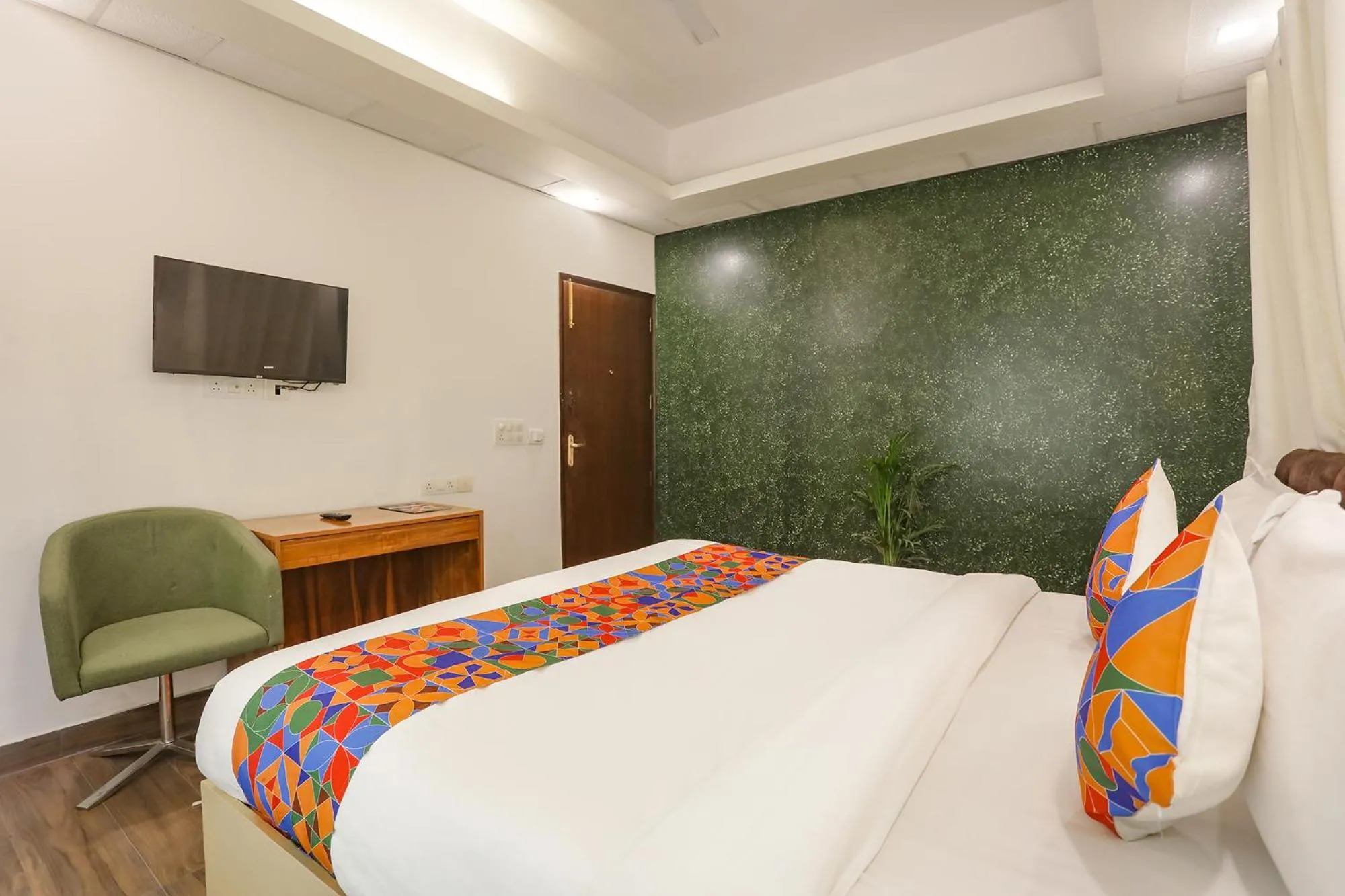 Bed in FabHotel The Indian