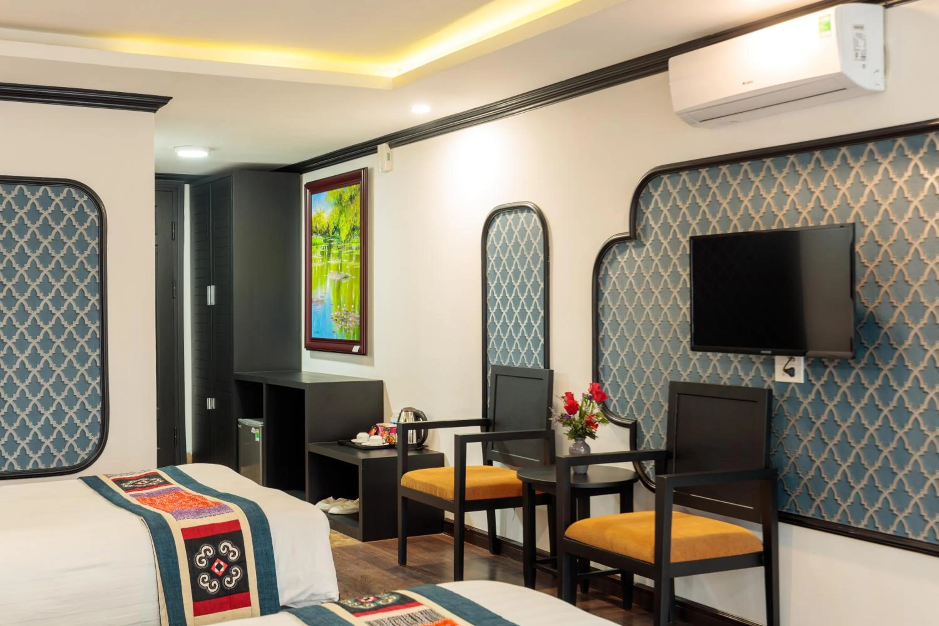 TV and multimedia in Babeeni Family Hotel Sapa