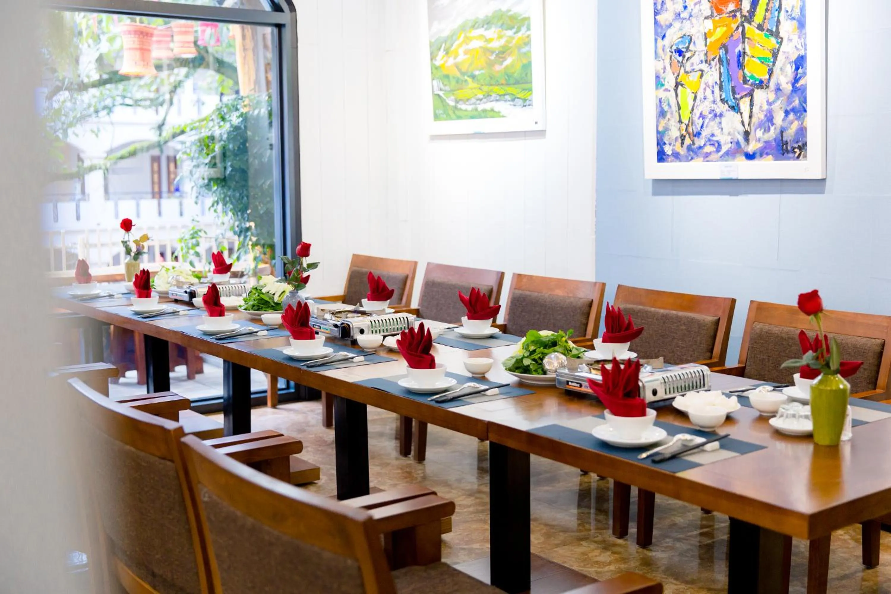 Restaurant/places to eat in Babeeni Family Hotel Sapa