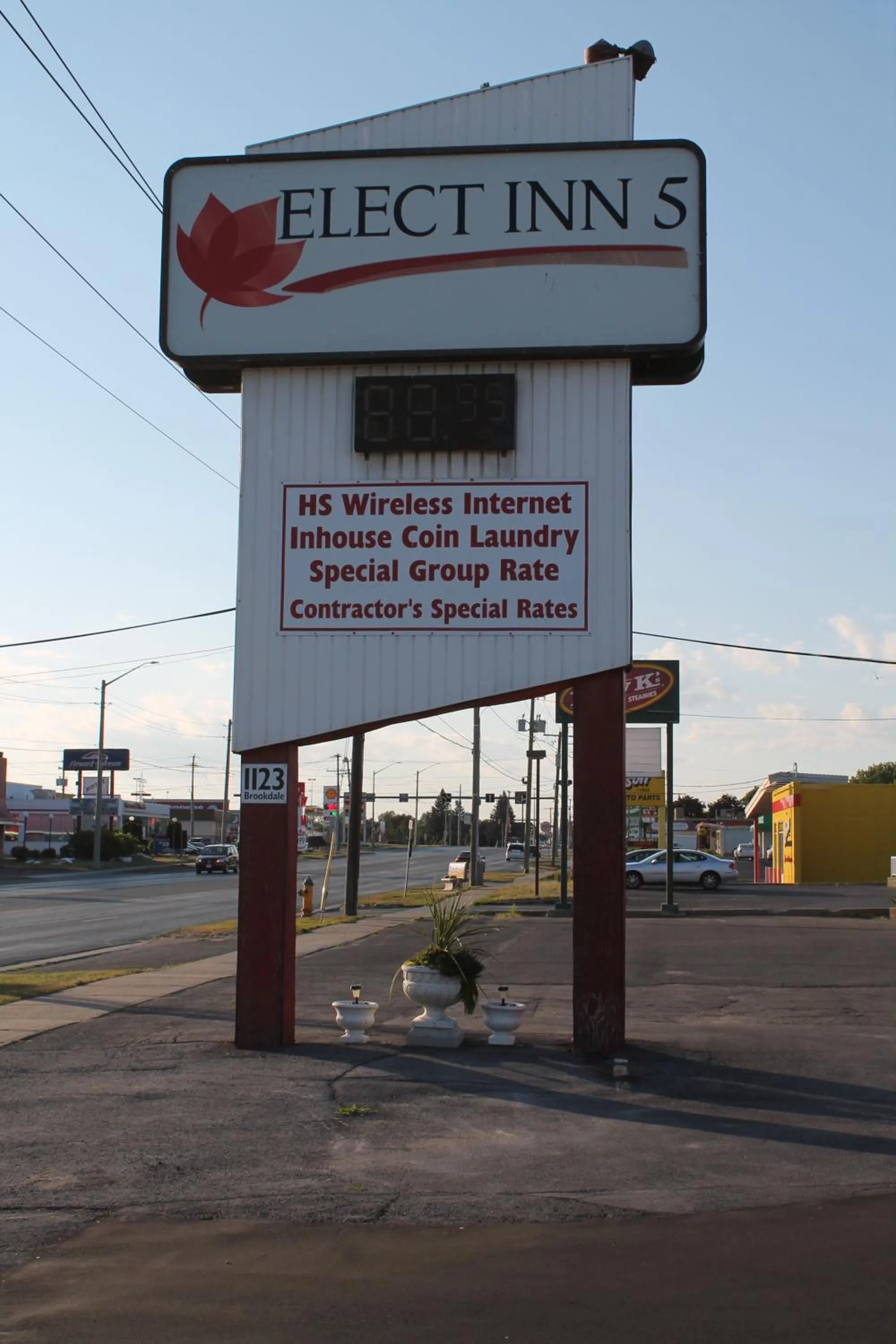 Property logo or sign in Elect Inn 5