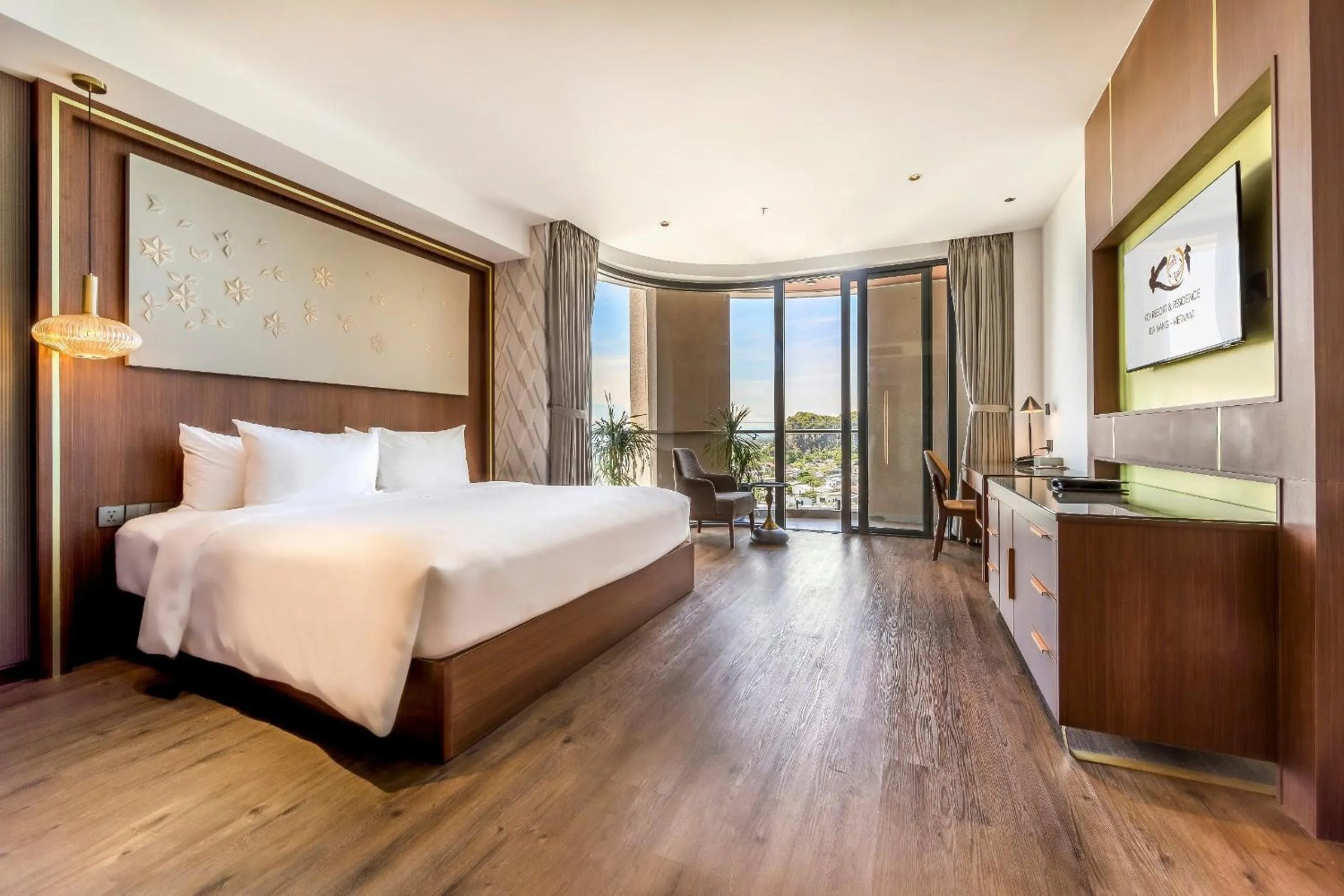 Bedroom, Bed in KOI Resort & Residence Da Nang - Inclusive Spa access