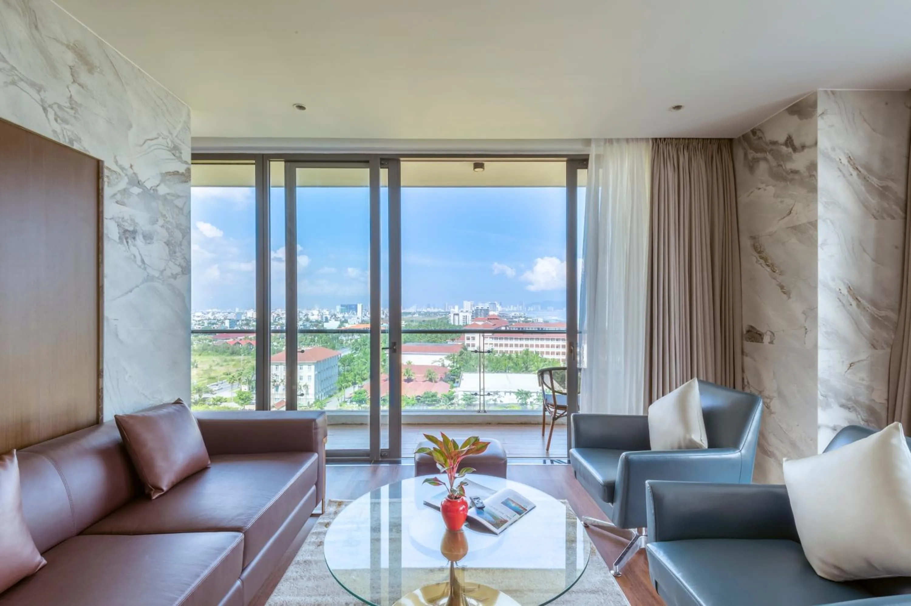 Seating area in KOI Resort & Residence Da Nang - Inclusive Spa access